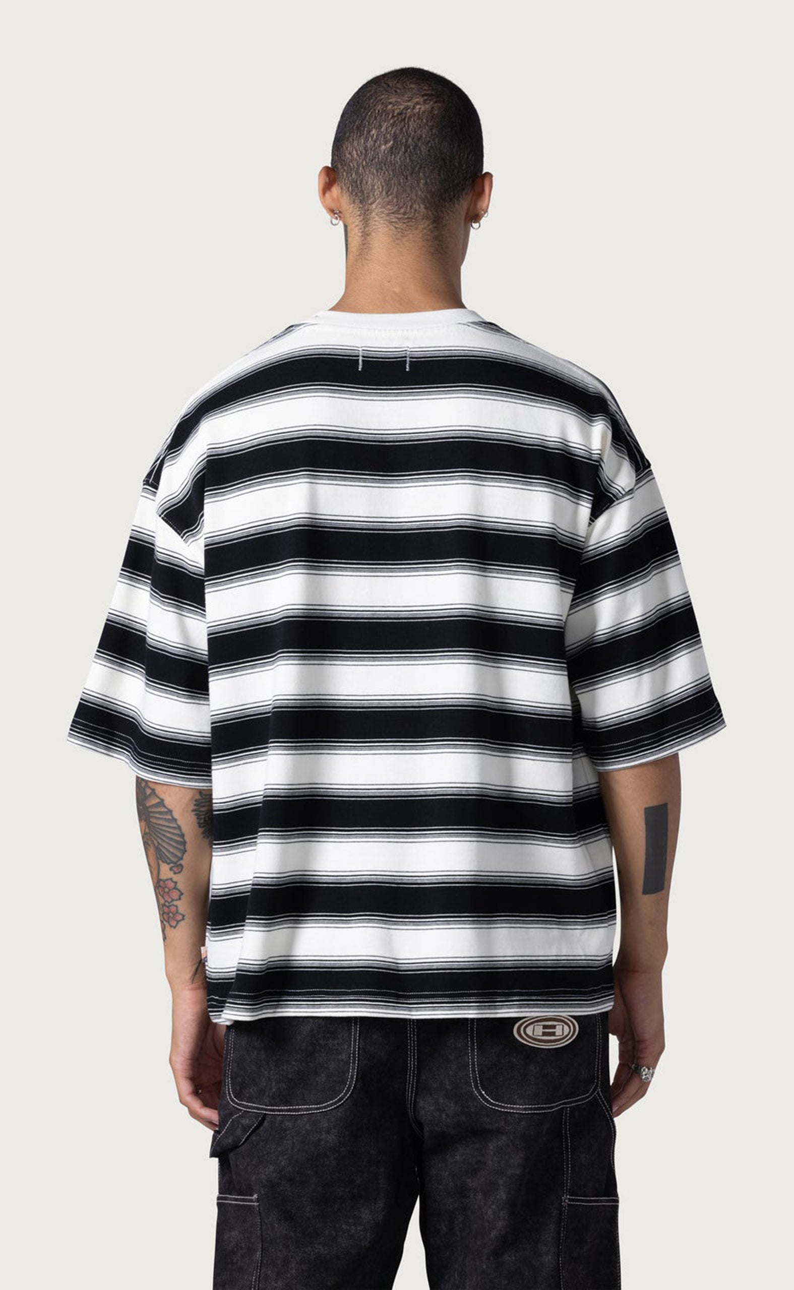 1988 BOX STRIPE BLACK WHITE T-SHIRT