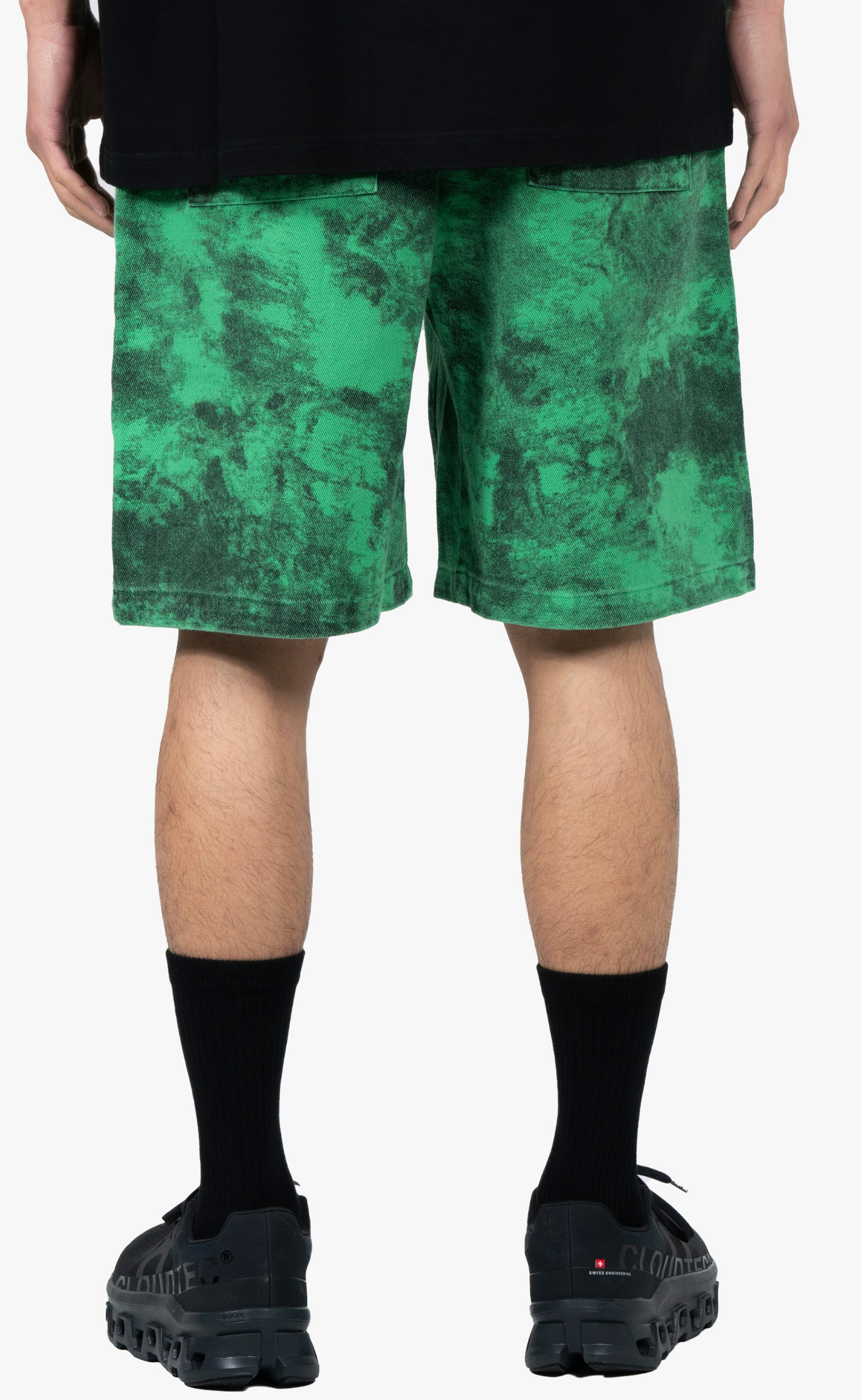 CYCLONE GREEN SHORTS