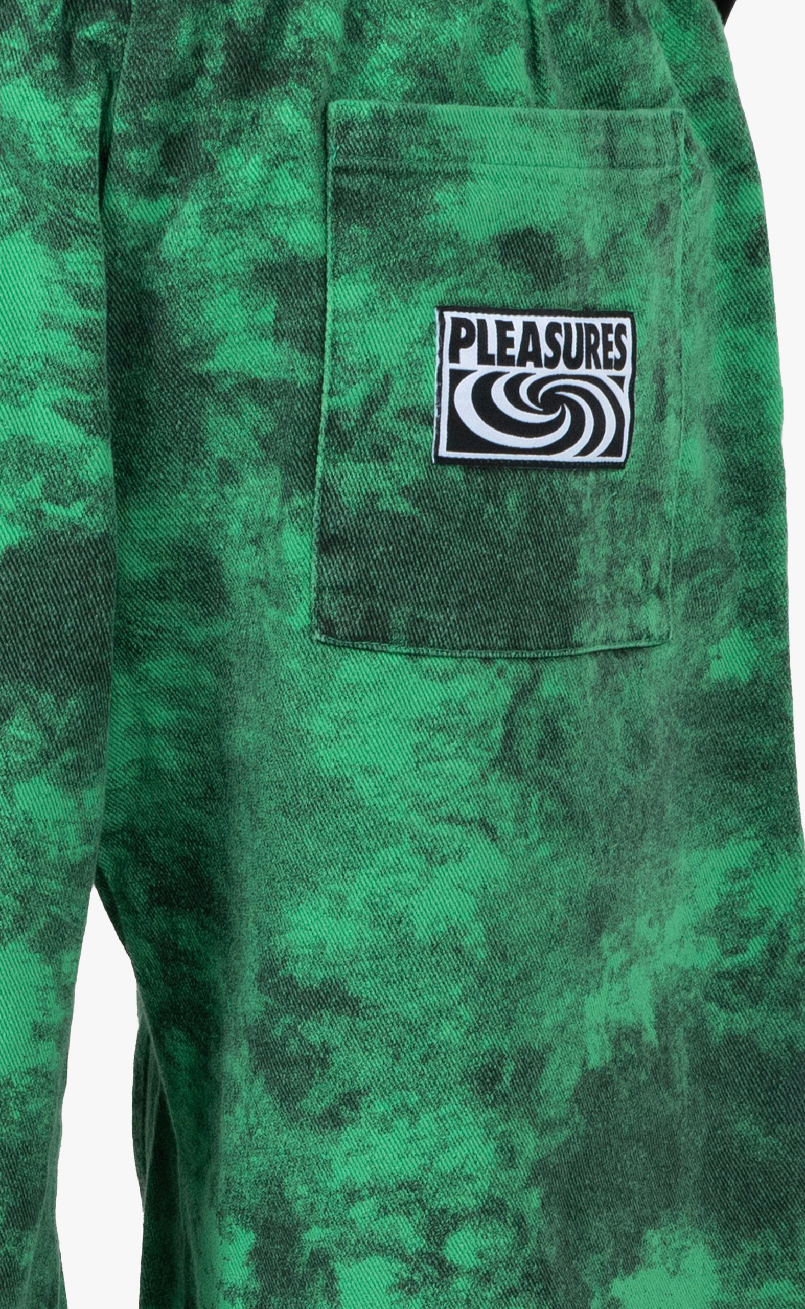 CYCLONE GREEN SHORTS