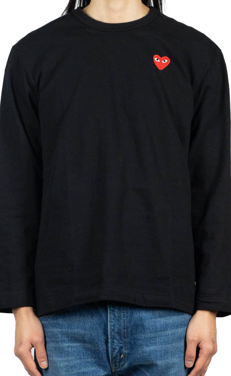 EMBROIDE RED HART BLACK LONGSLEEVE