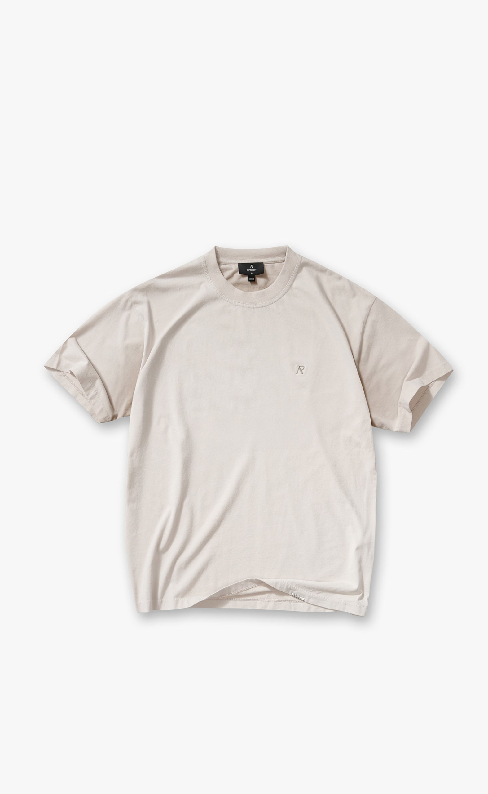 METAL INITIAL R CONCRETE T-SHIRT