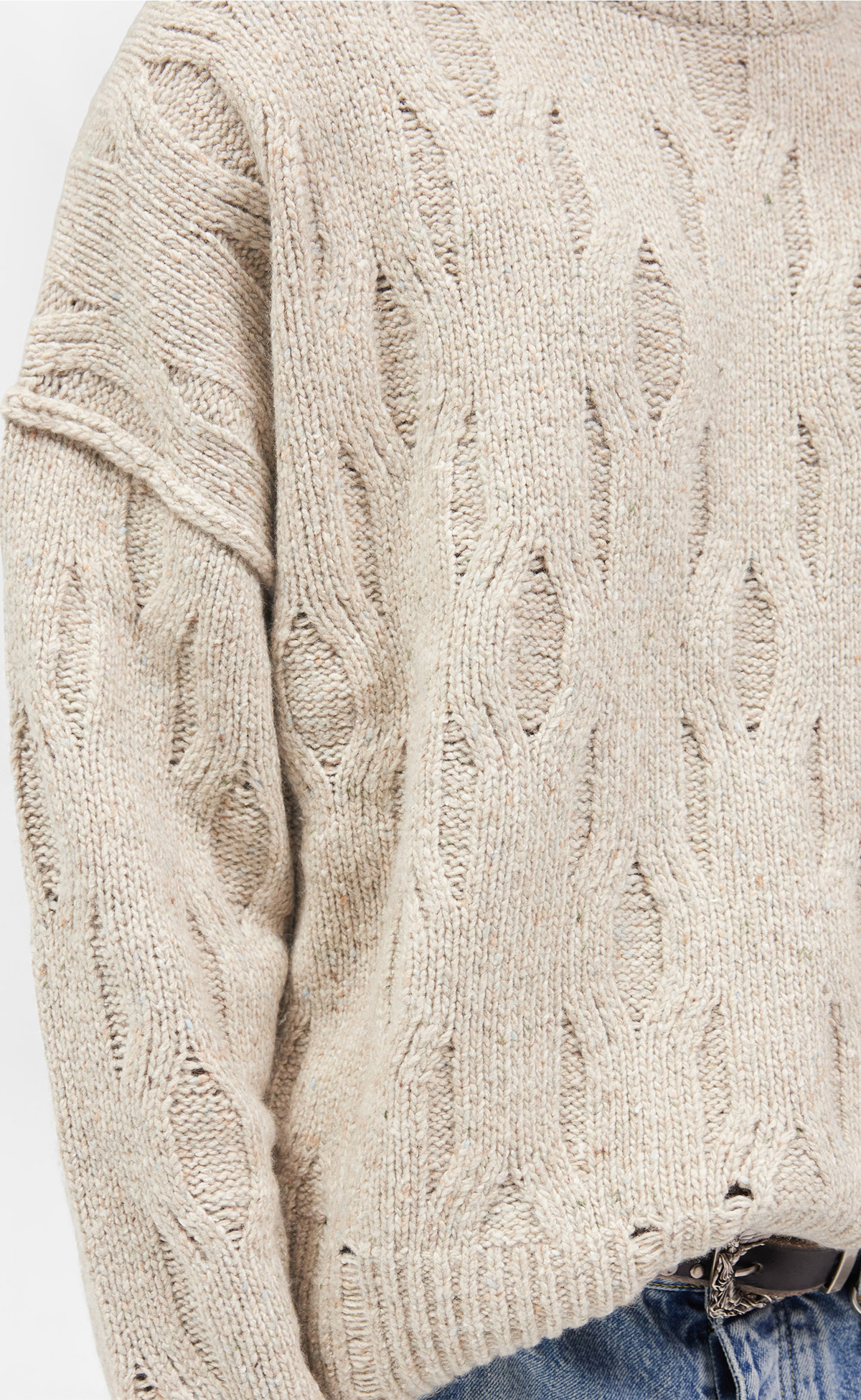 DISTRESS KNIT TAUPE SWEATER