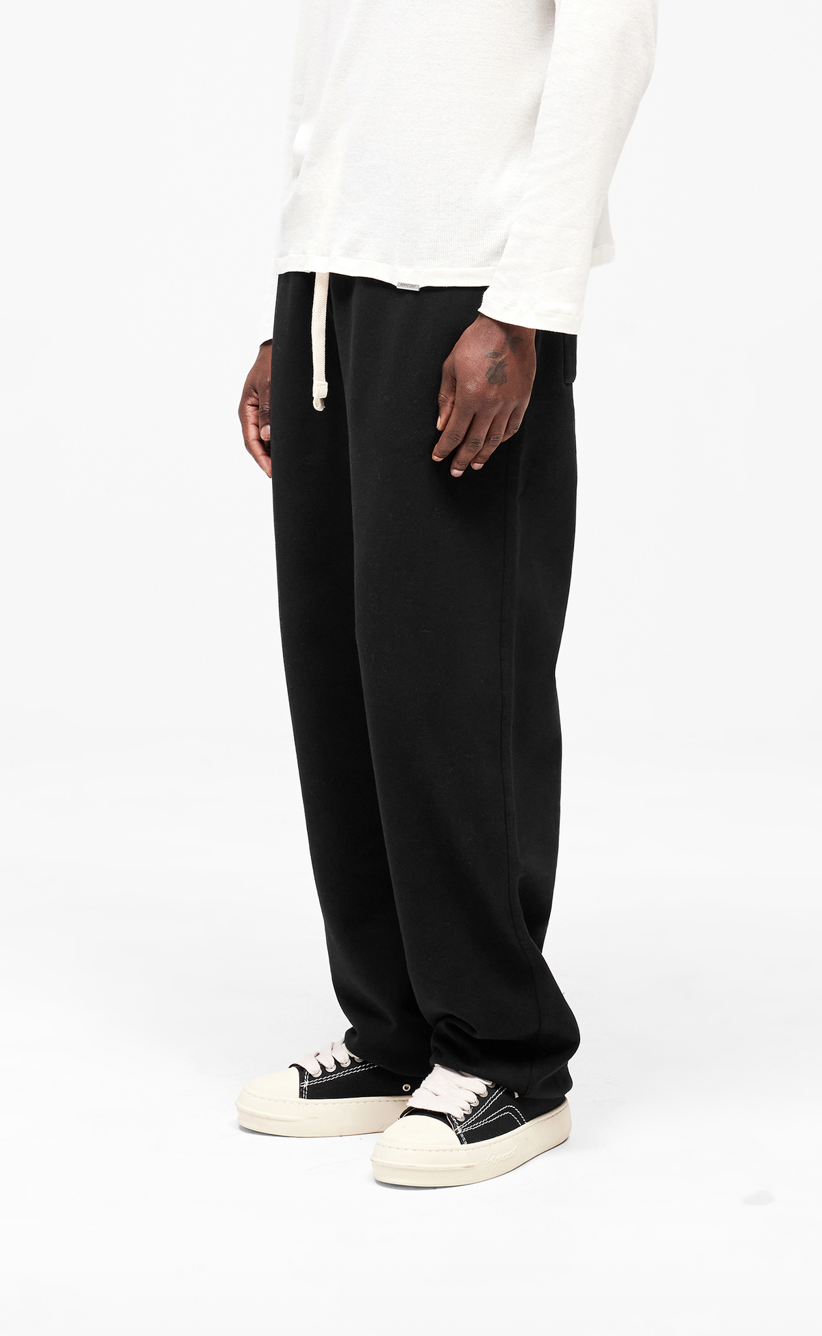 INITIAL WIDE LEG CUFFED JET BLACK SWEATPANTS