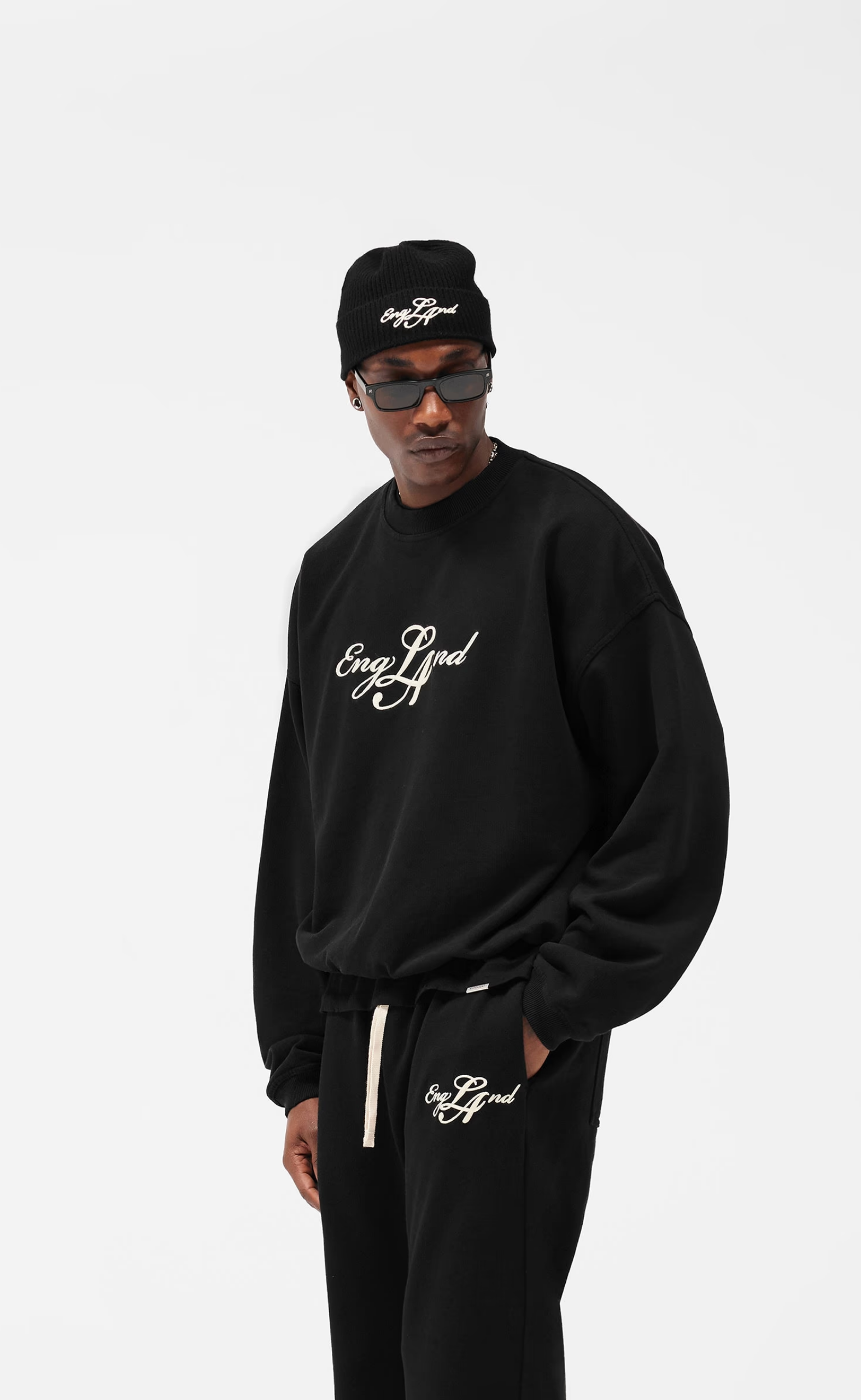 ENGLAND JET BLACK SWEATER