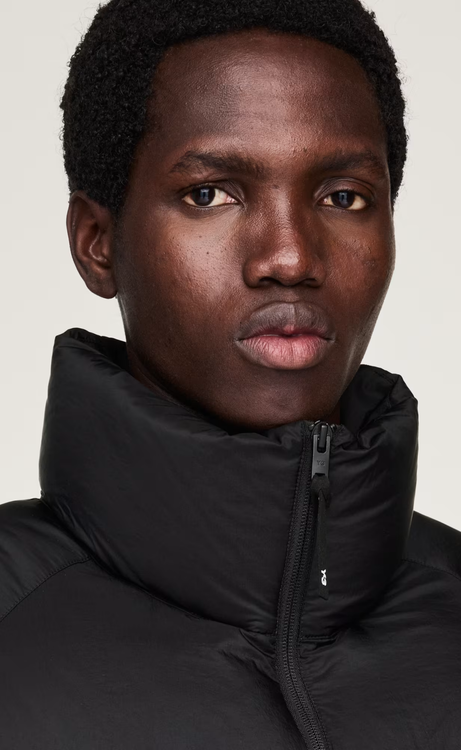 PUFFER BLACK JACKET
