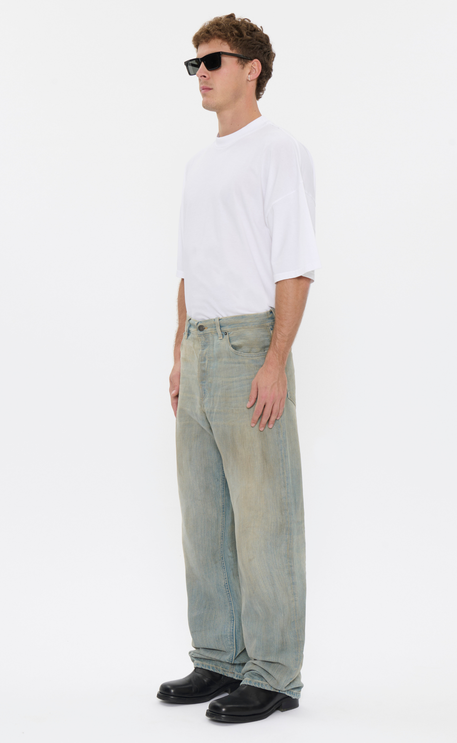 LOGAN DIRTY ENERGY JEANS