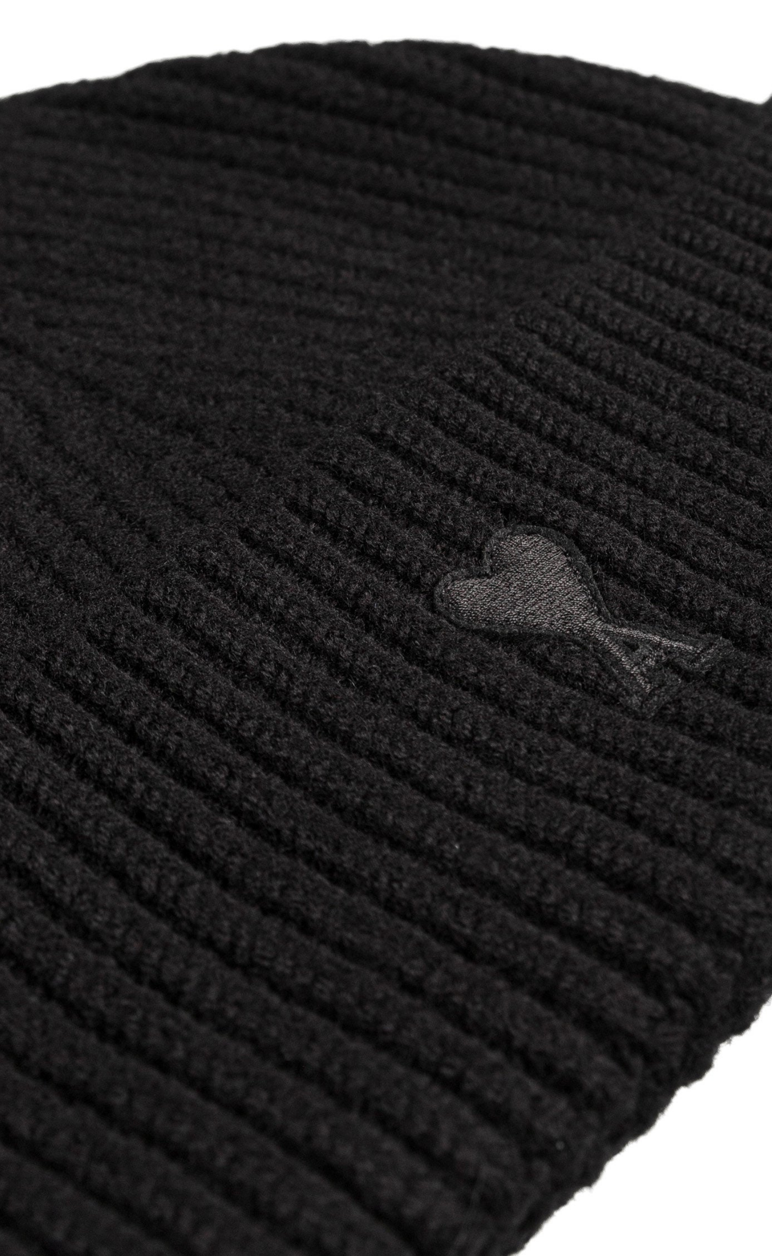 AMI DE COEUR WOOL BLACK BEANIE