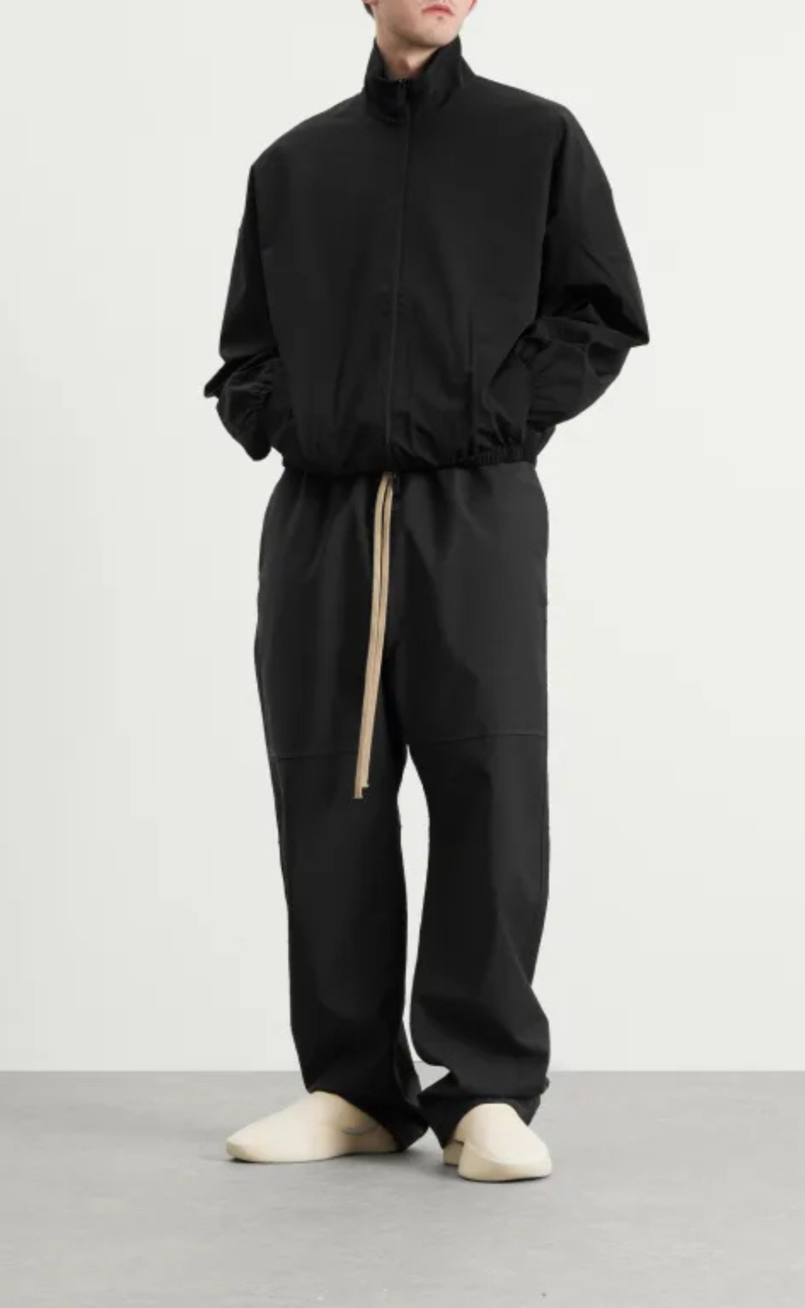 TECHNICAL DRAWSTRING BLACK PANT