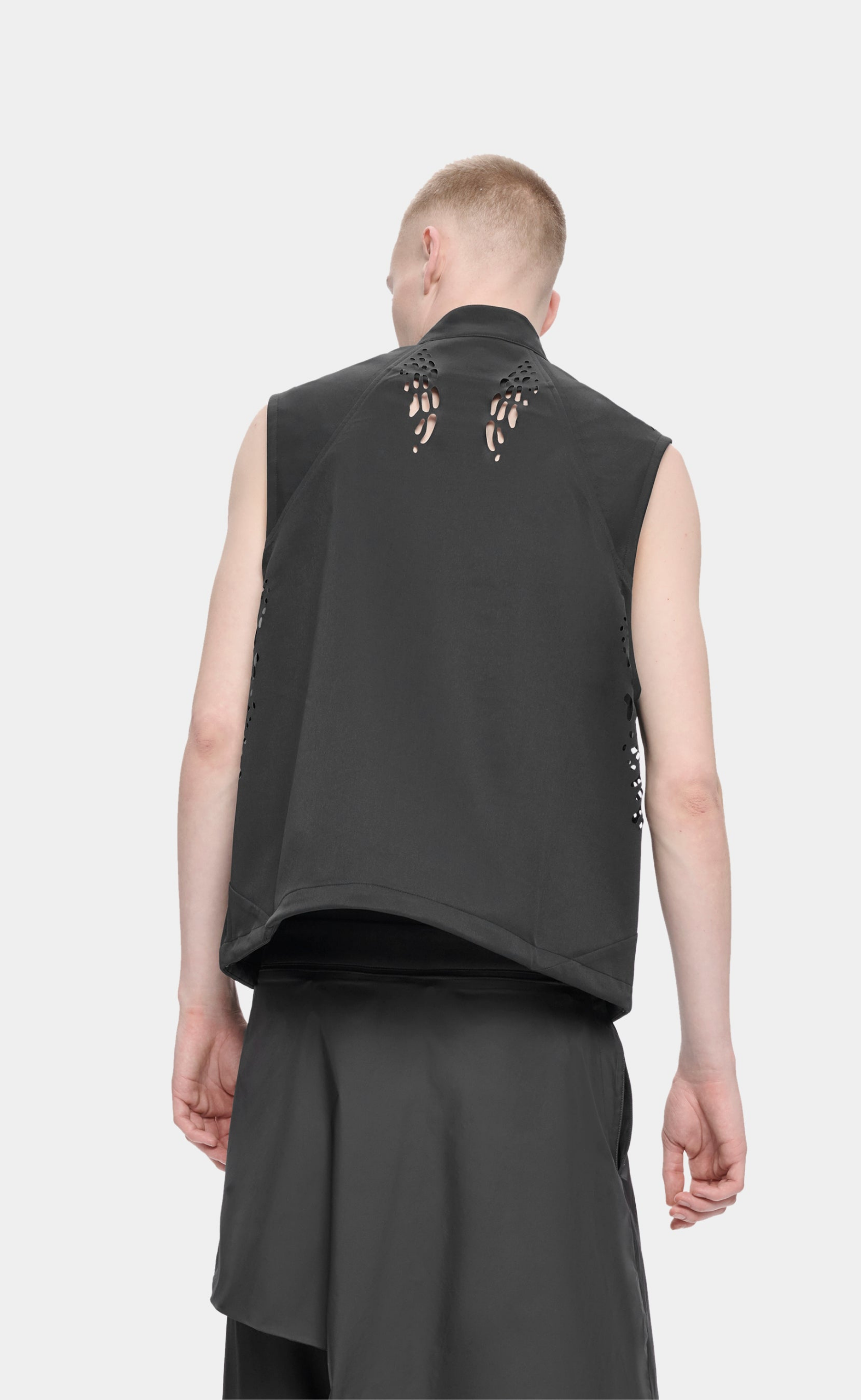 ROAN BLACK VEST