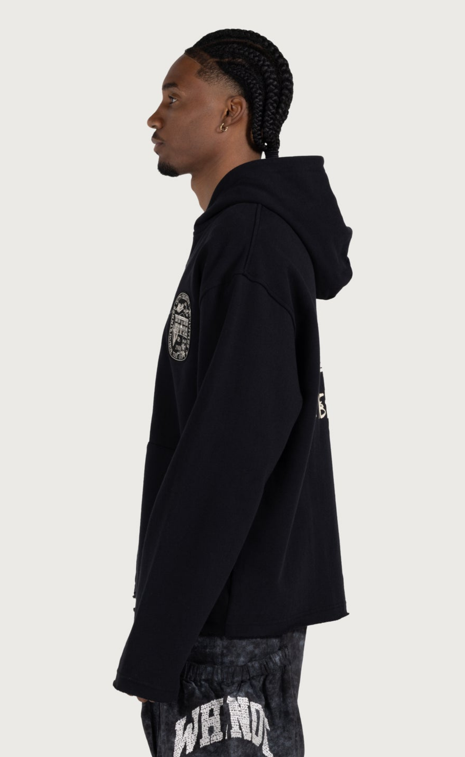 HONOR ART INSTITUTE ZIP BLACK HOODIE