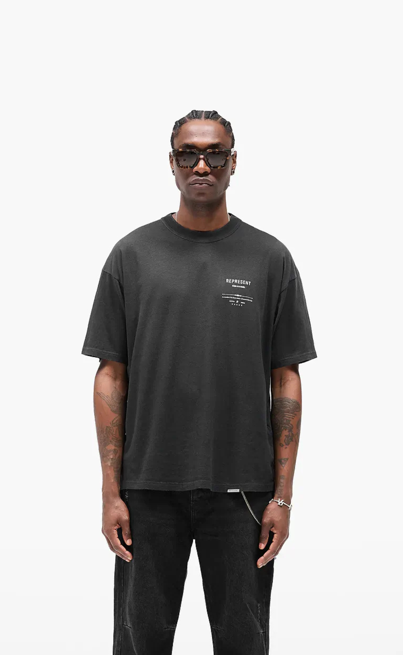 REVERE MANOR STAINED BLACK T-SHIRT