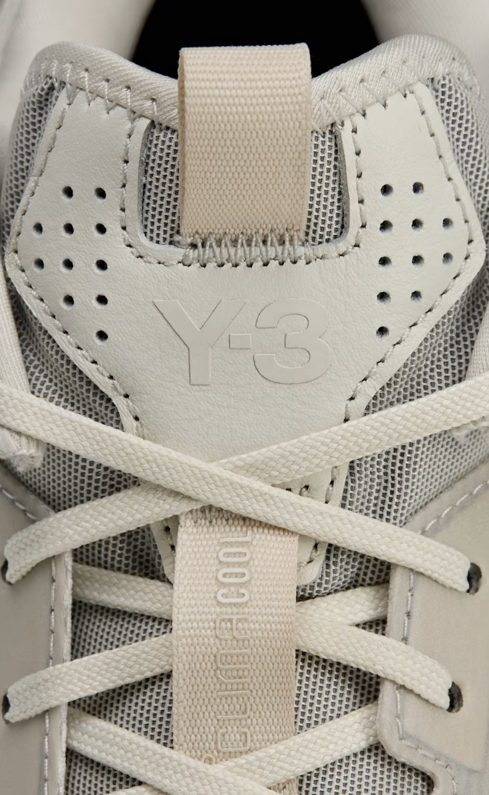 ADIZERO UBERSONIC 5 TENNIS GREY SNEAKER