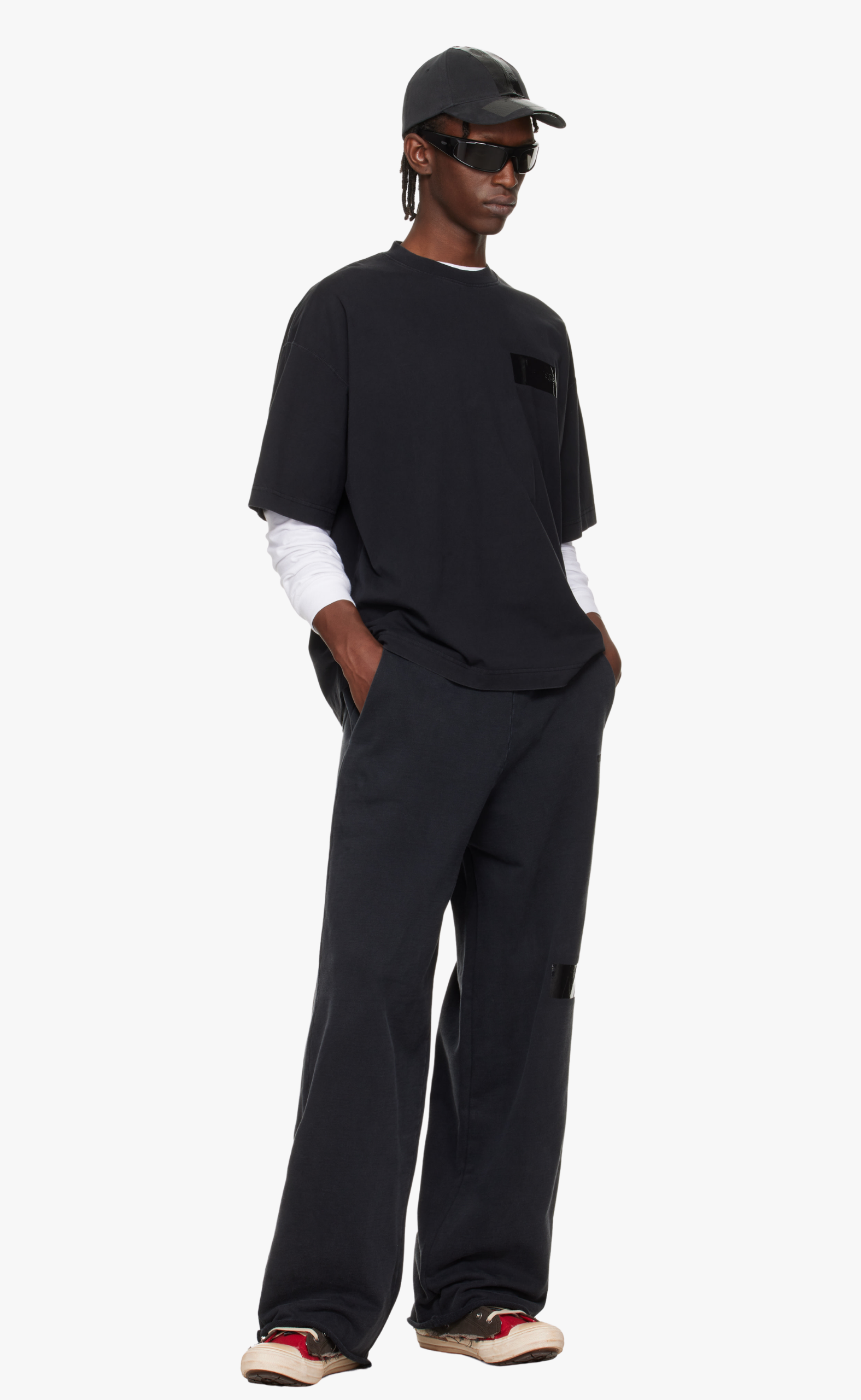 TAPED LOGO BLACK T-SHIRT