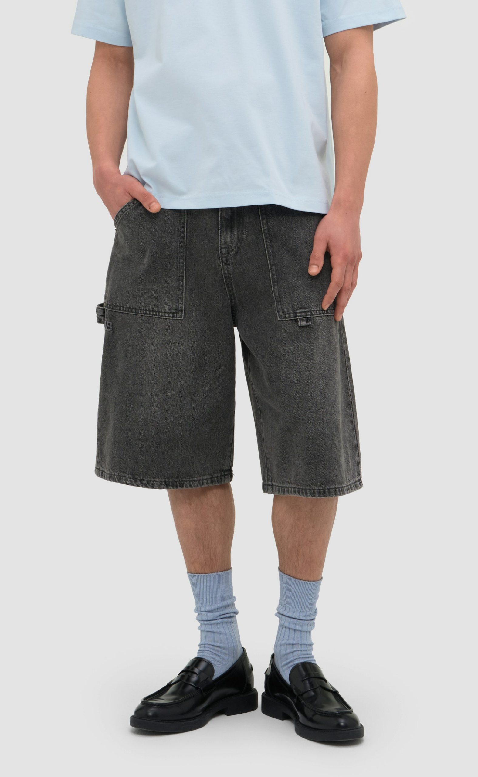 KIMI BERMUDA GRAY WASHED SHORTS