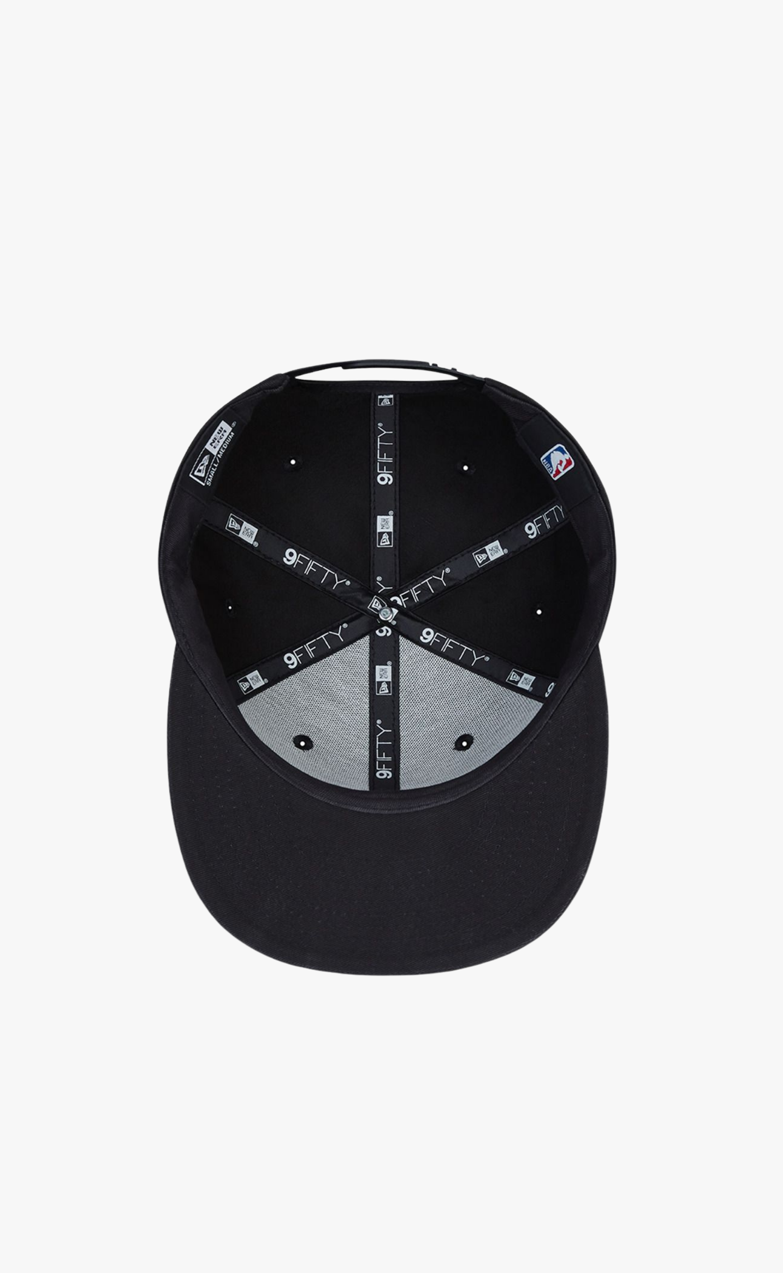 NEW ERA ESSENTIALS BLACK HAT