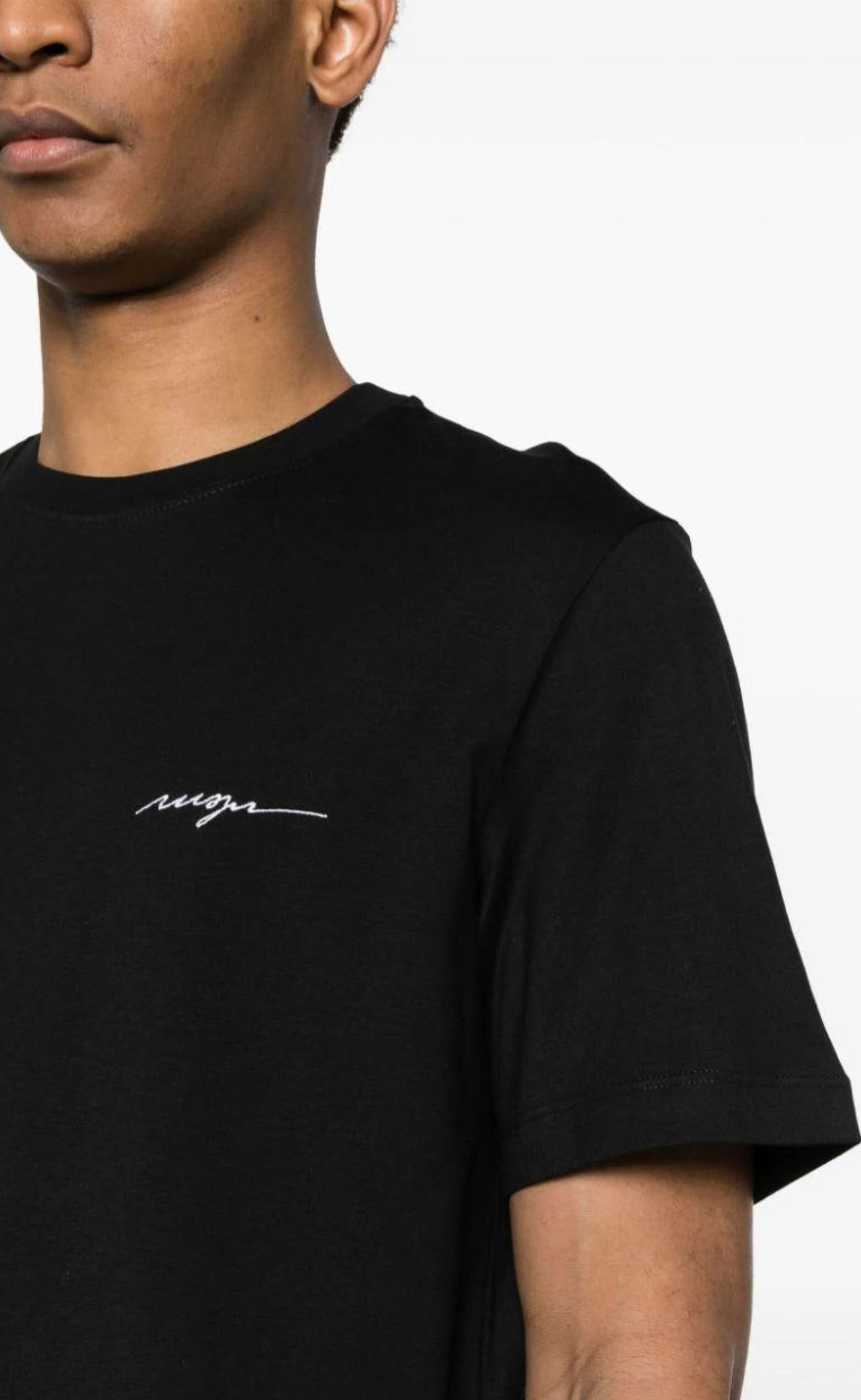 EMBROIDERED CURSIVE LOGO BLACK T-SHIRT