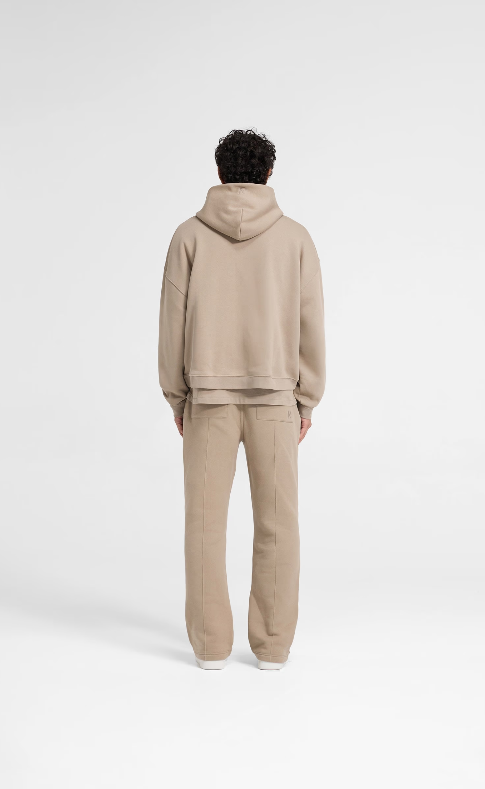 INITIAL BOXY OVERSIZED DUNE HOODIE