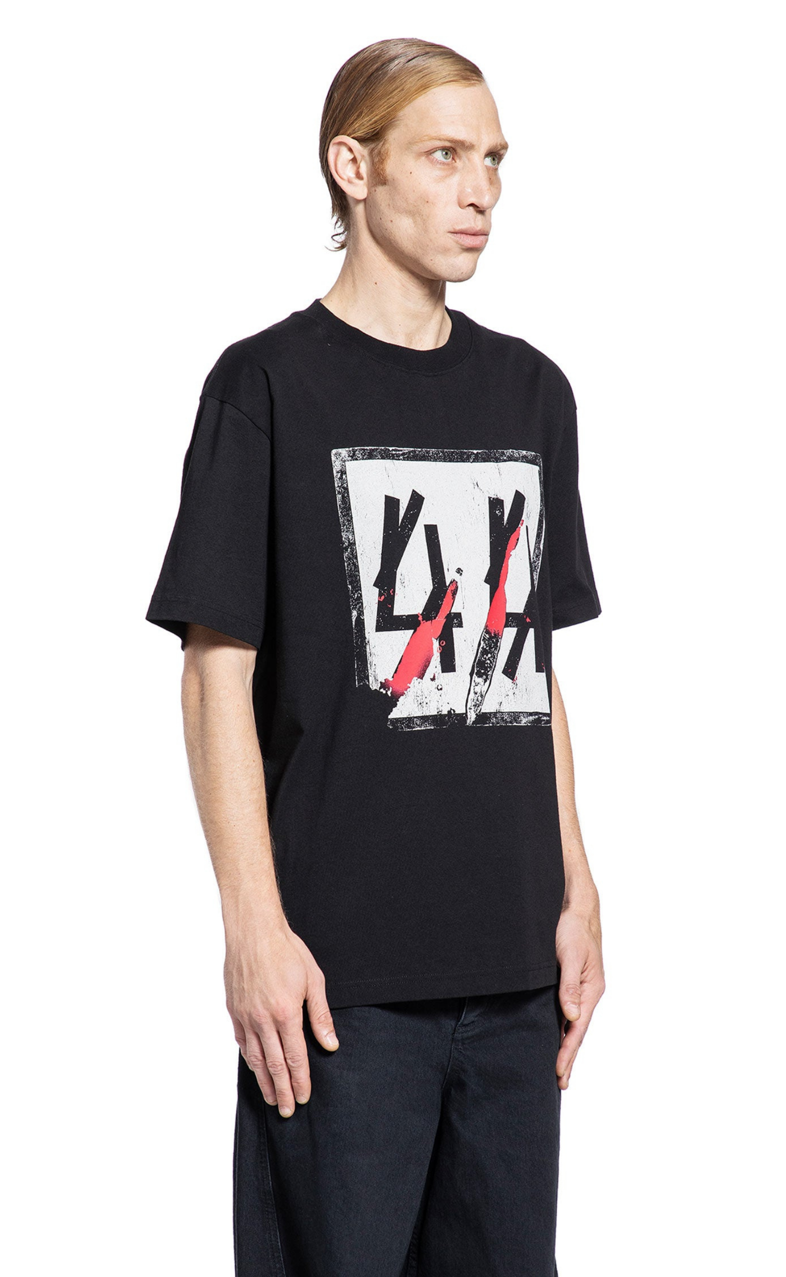 STICKA BLACK T-SHIRT