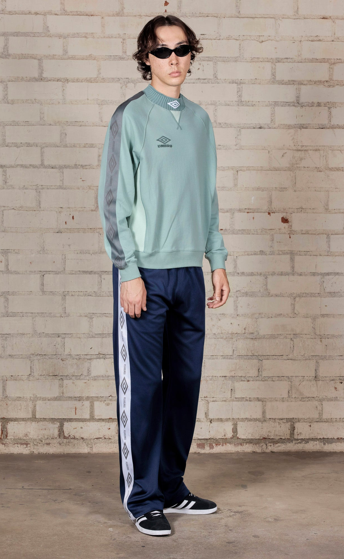ICONS MOCKNECK SAGE SWEATSHIRT