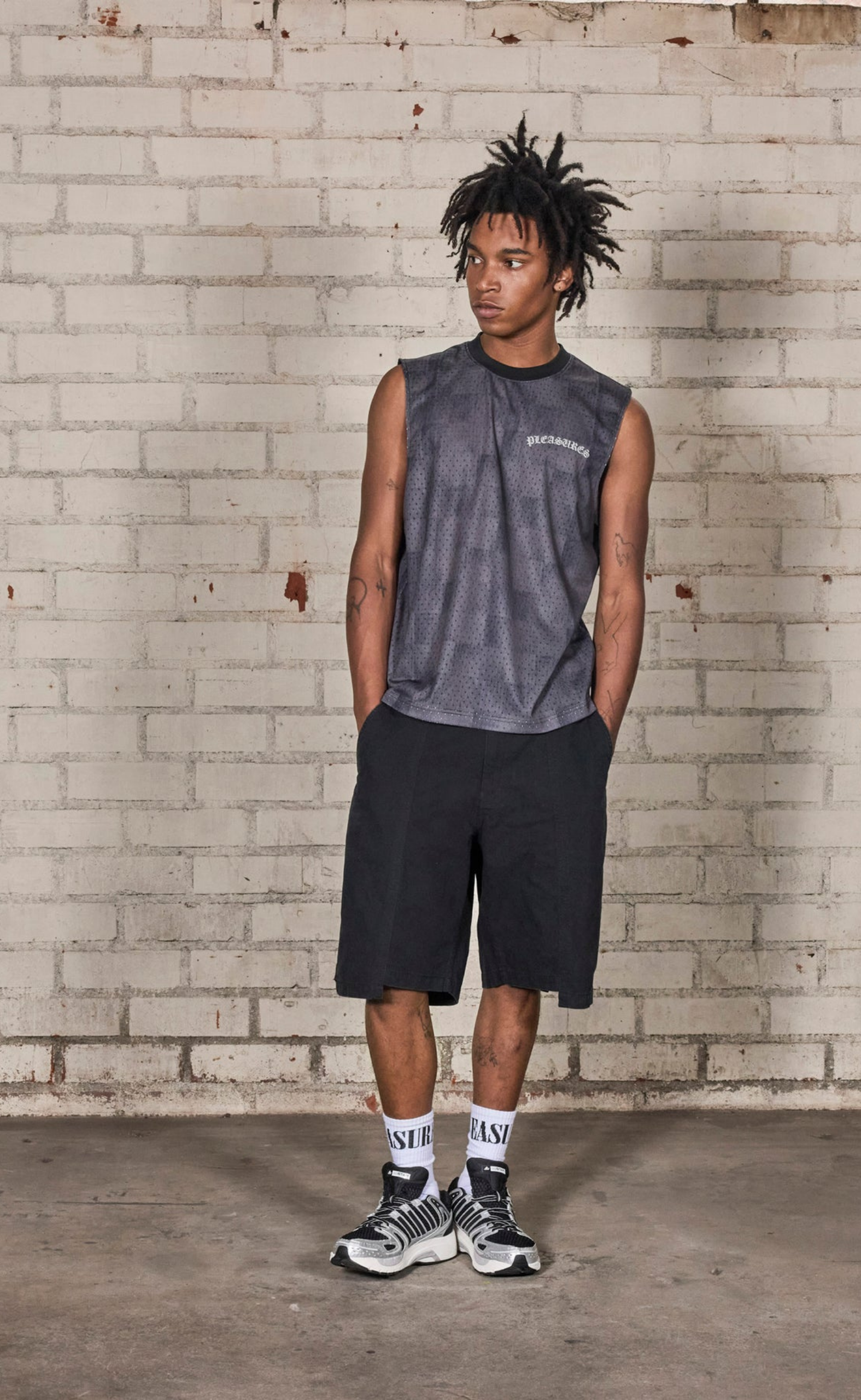 NEURAL MESH BLACK TANK TOP