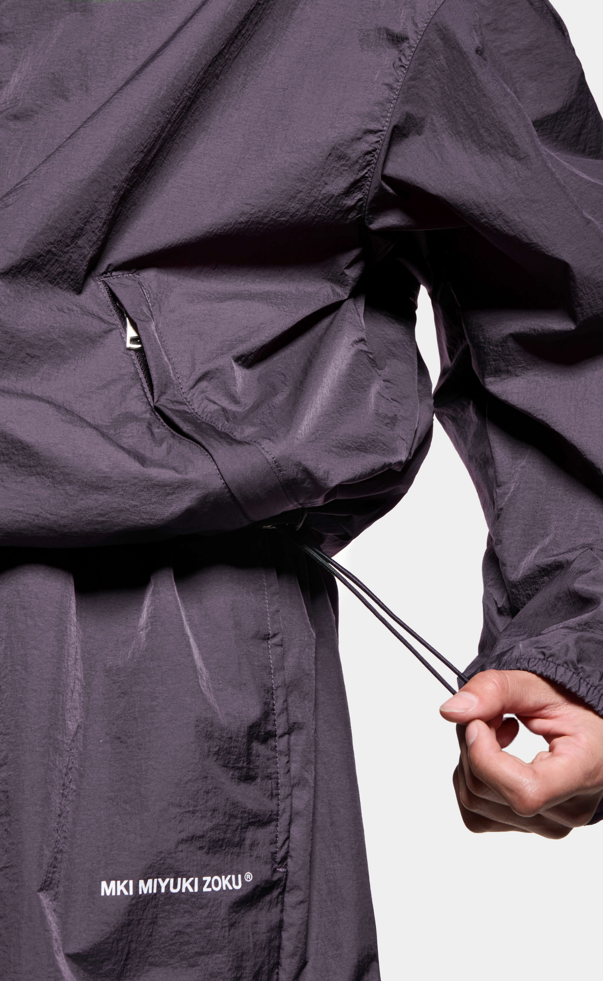HYPERLIGHT HOODED WIND RAISIN JACKET