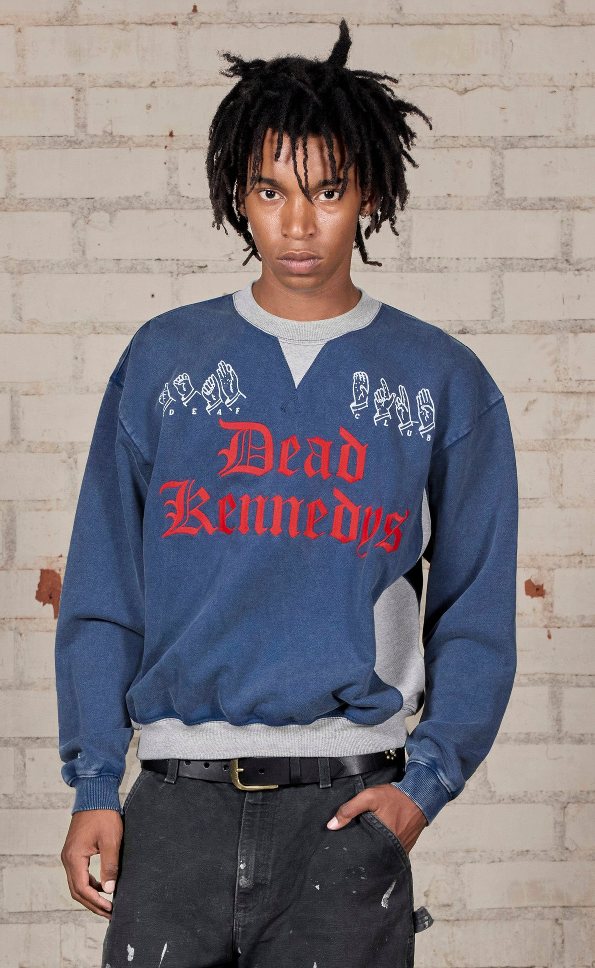 DEAF CLUB NAVY CREWNECK