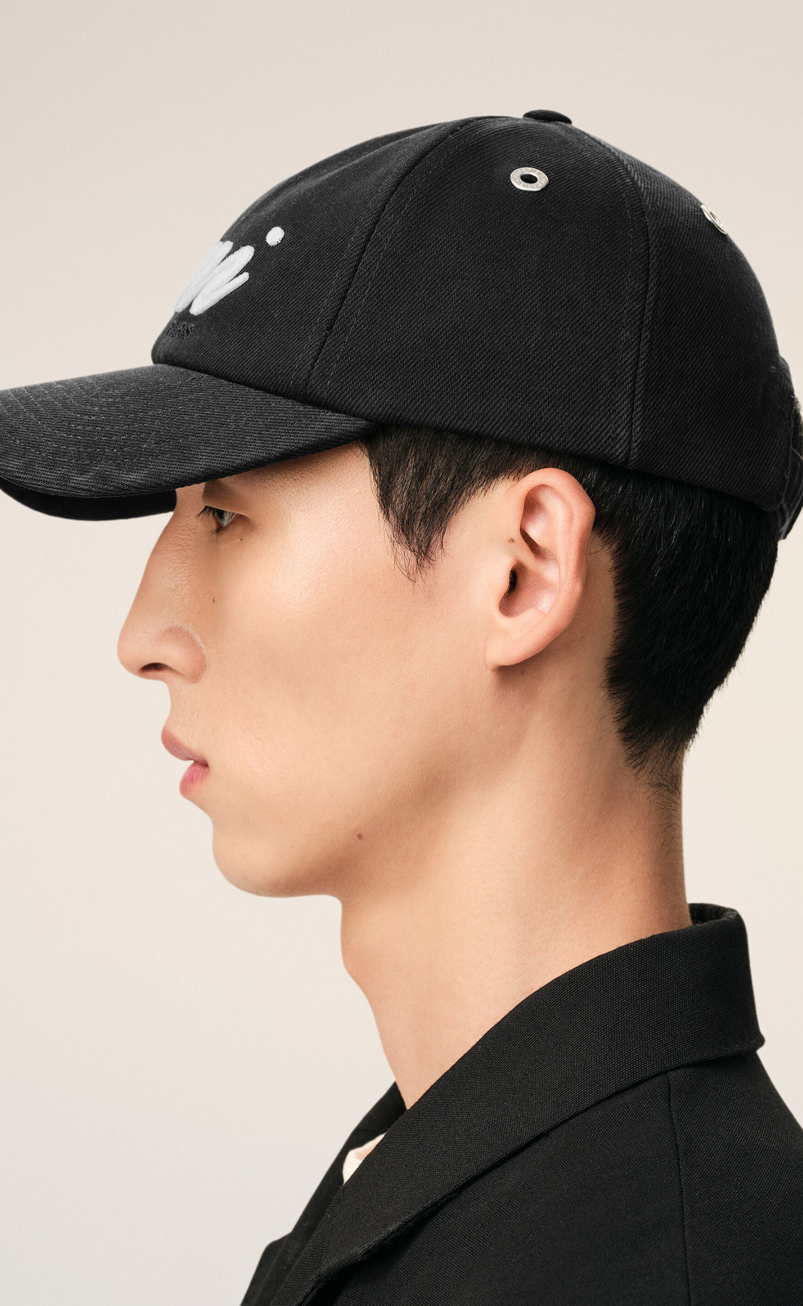 AMI PARIS FELT PATCH BLACK HAT
