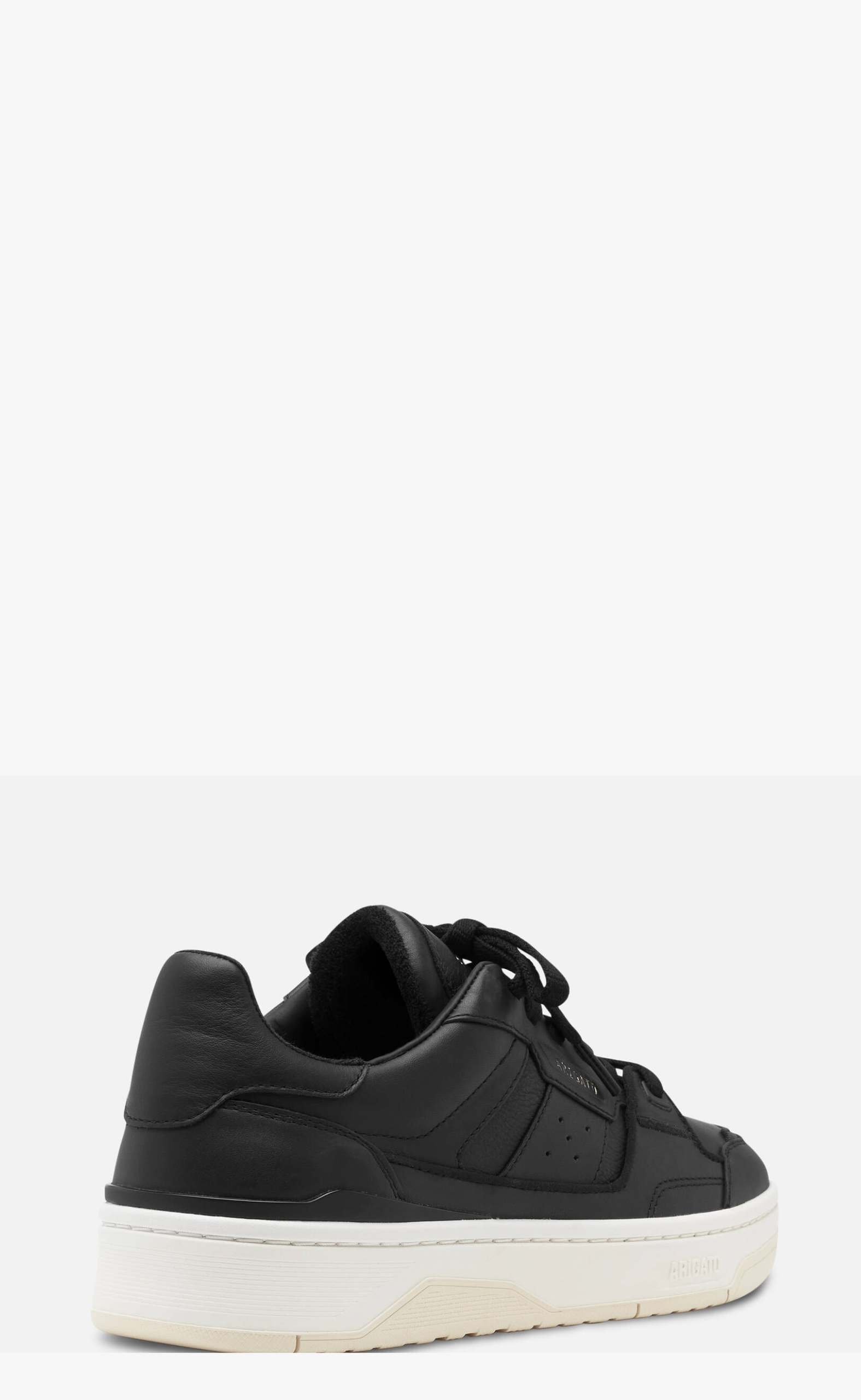 CLAY BLACK WHITE SNEAKER