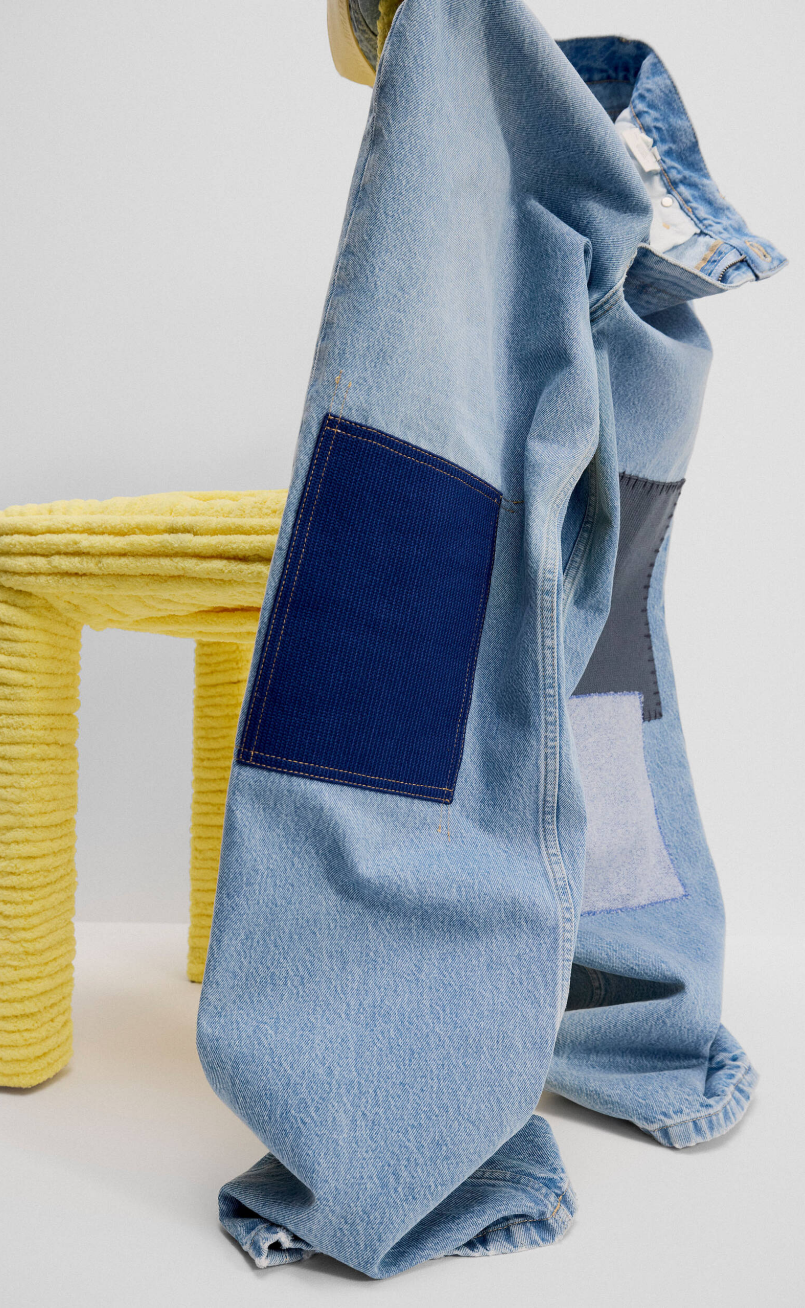 ZINE PATCH LIGHT BLUE JEANS