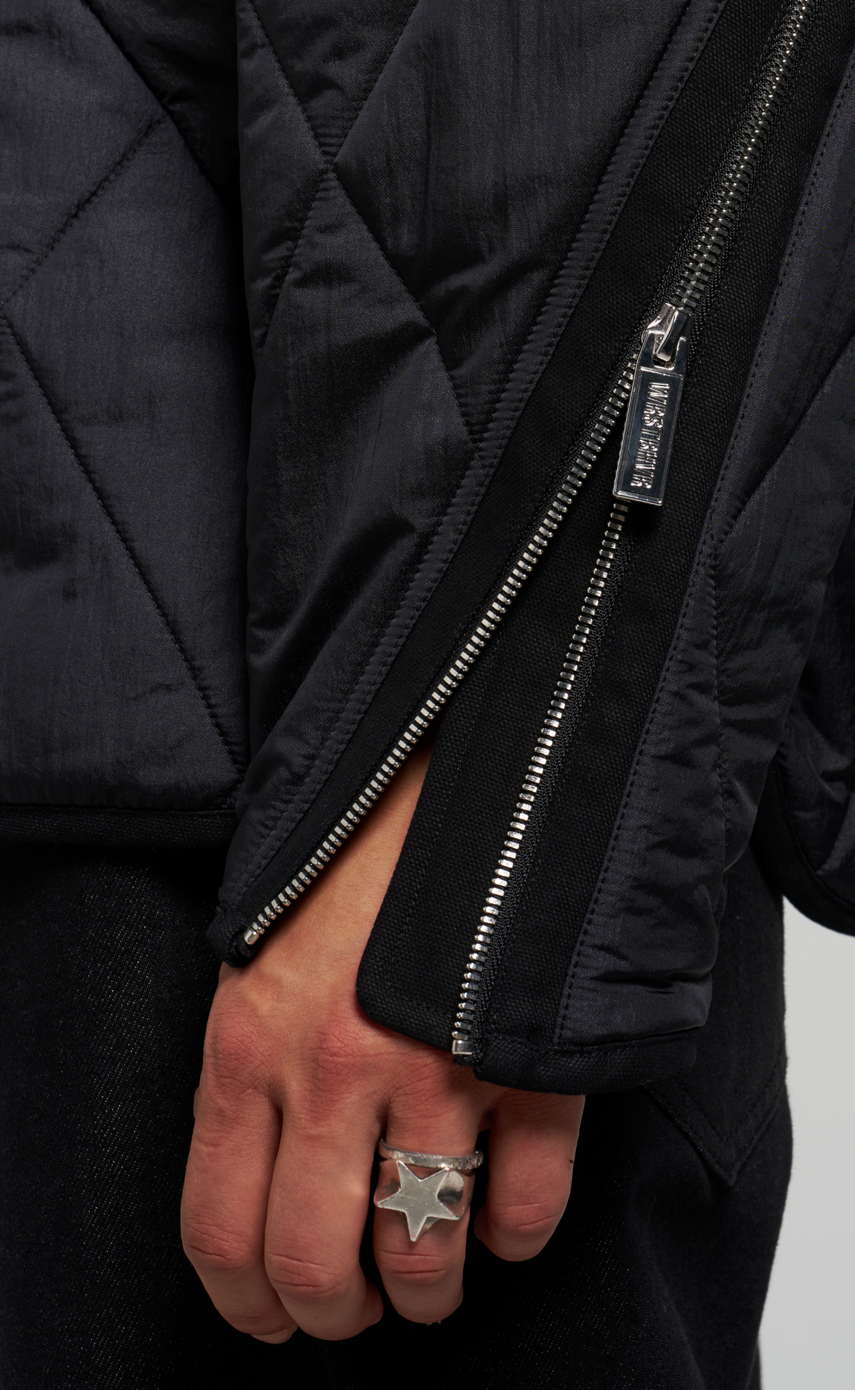 BUSTER V4 BLACK JACKET