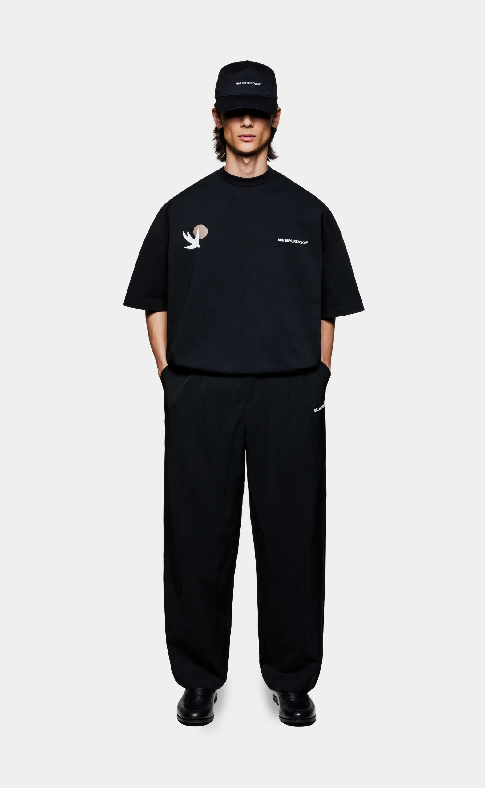 SWALLOW BLACK T-SHIRT