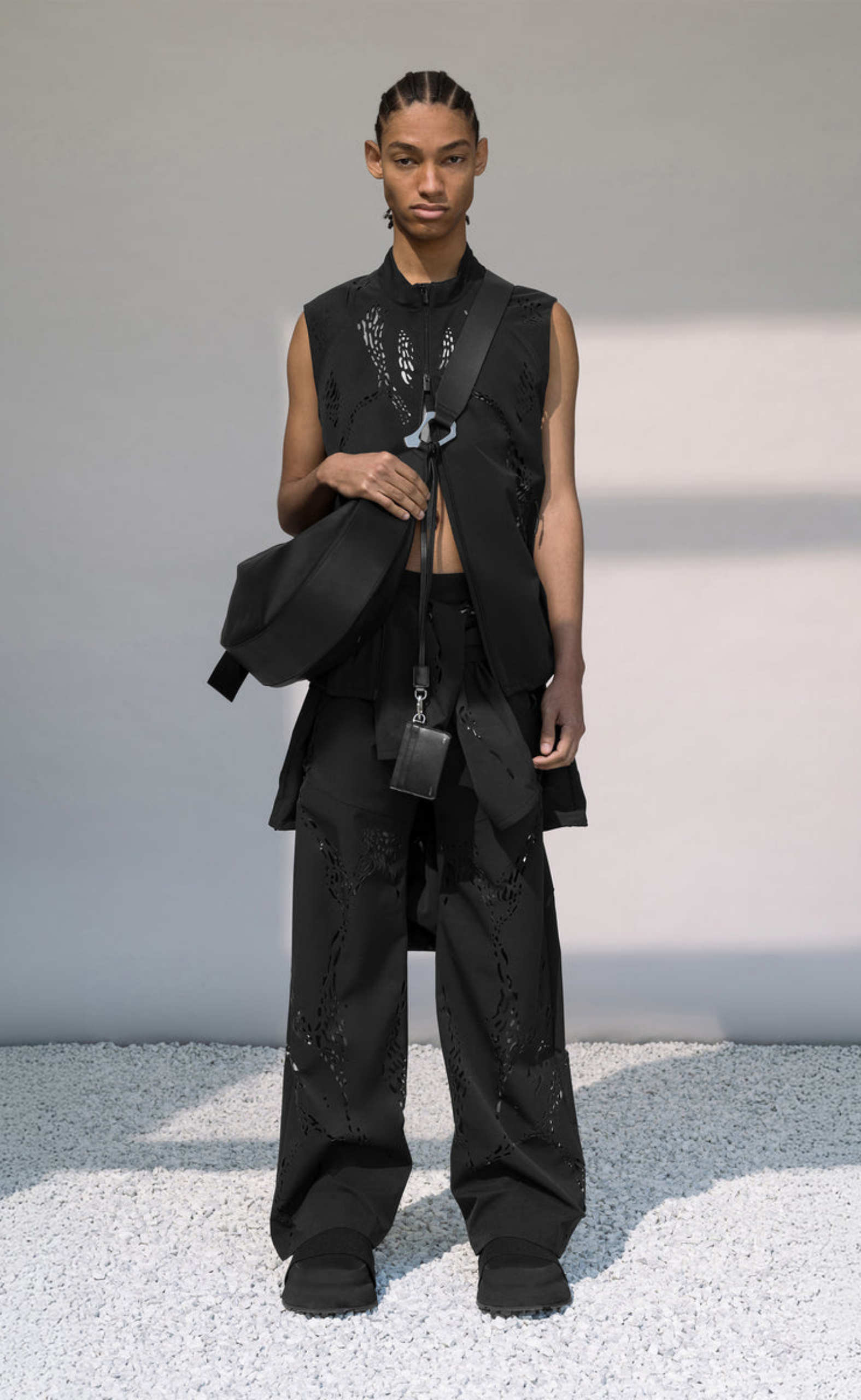 ROAN BLACK VEST