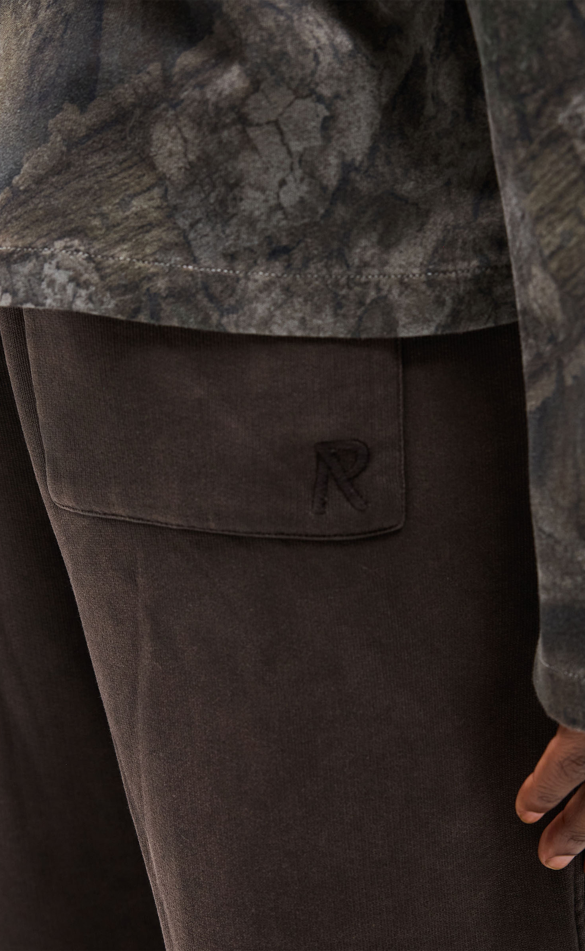 INITIAL CARGO COOFFE SWEATPANTS
