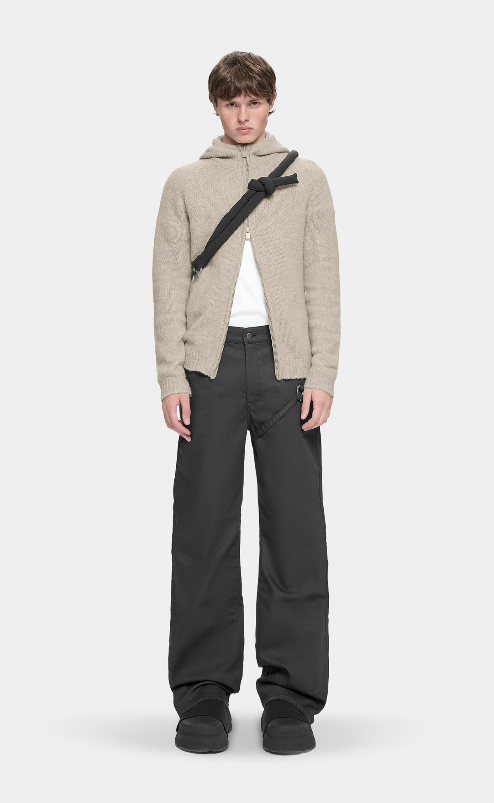 INVIOLA CASHMERE DARK STONE HOODIE