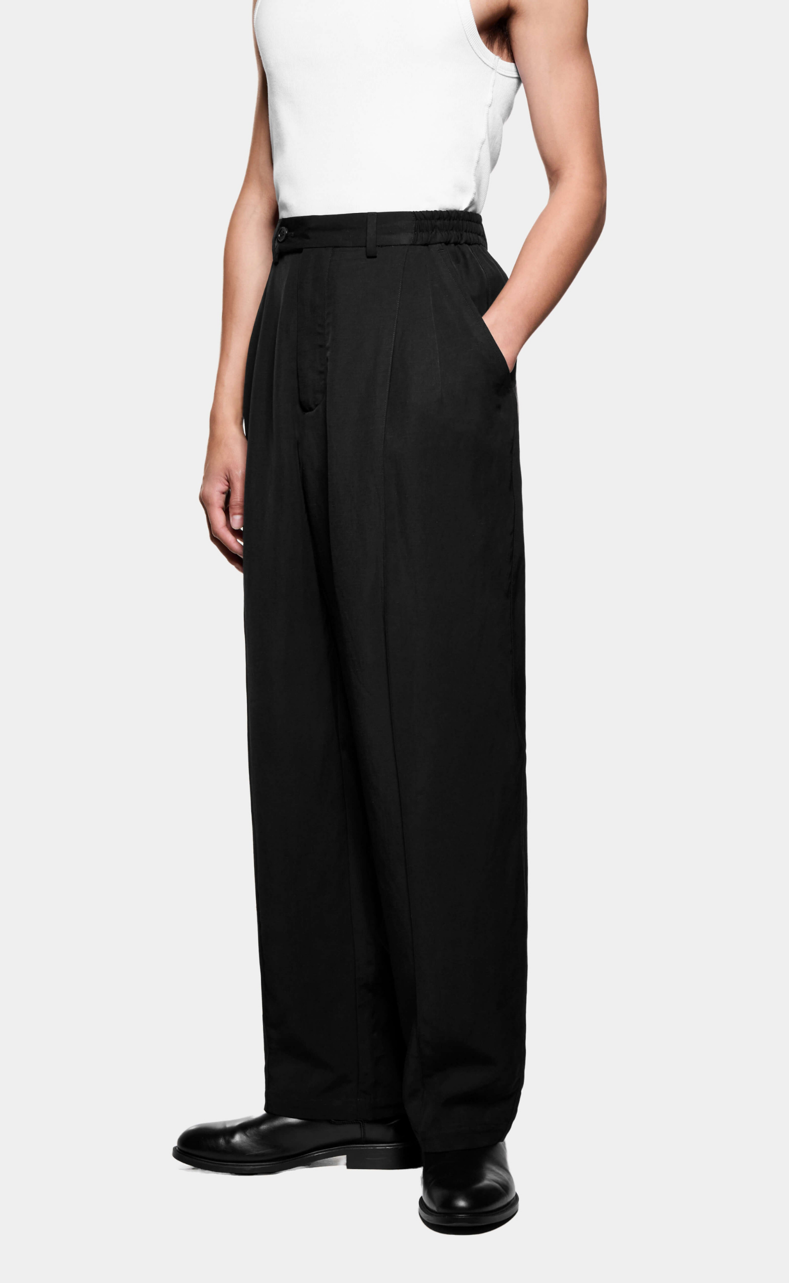 PLEATED SUIT BLACK PANTS