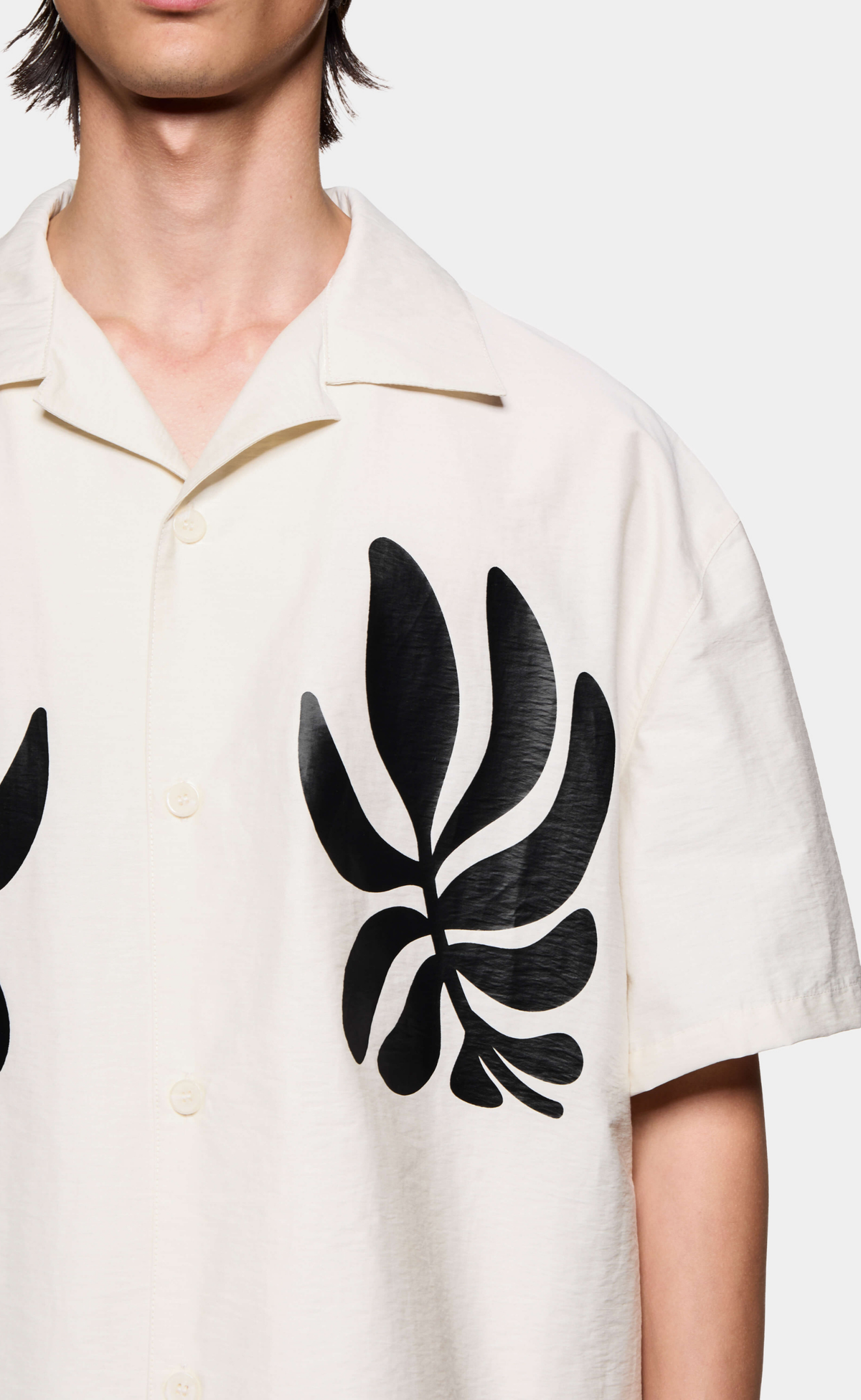 BOTANICAL PRINT VACATION BONE SHIRT