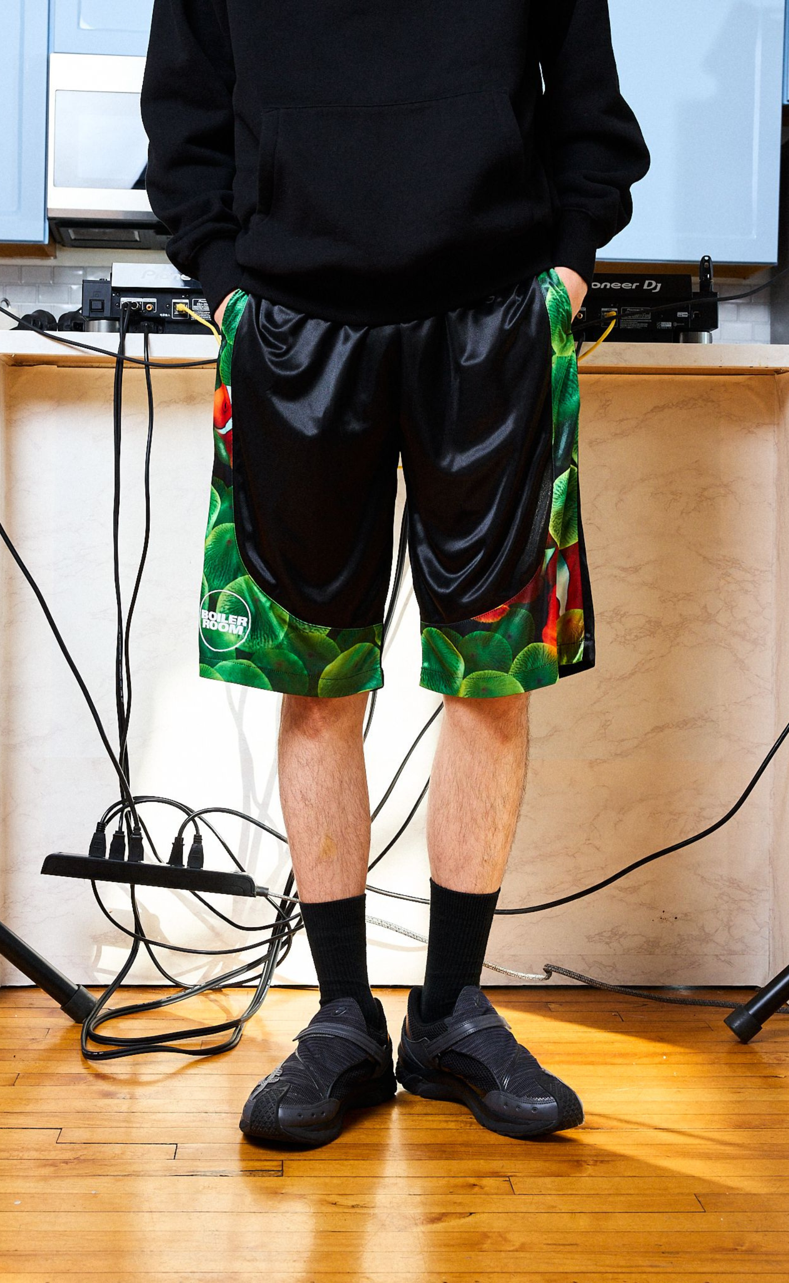 AQUA SPORT BLACK SHORTS