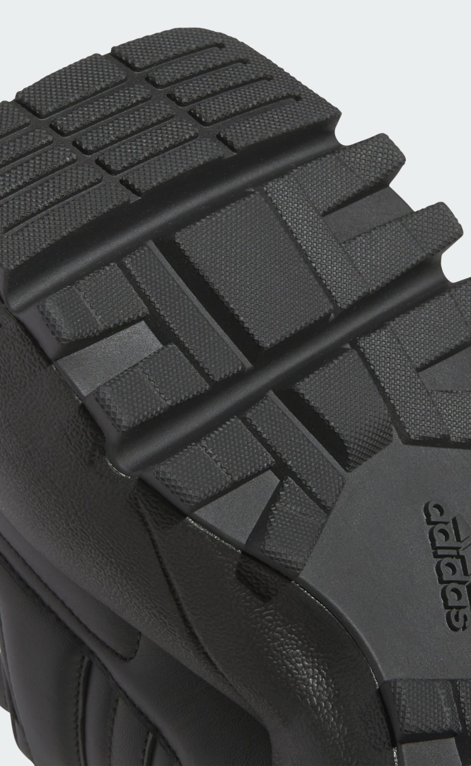 WC FORUM BLACK SNEAKER