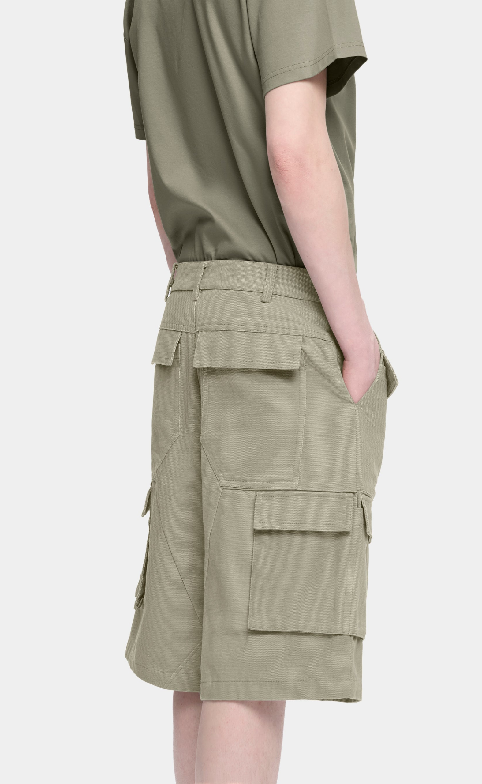 HELIOT CELLULAE CARGO LIGHT DUSTY GREEN SHORTS