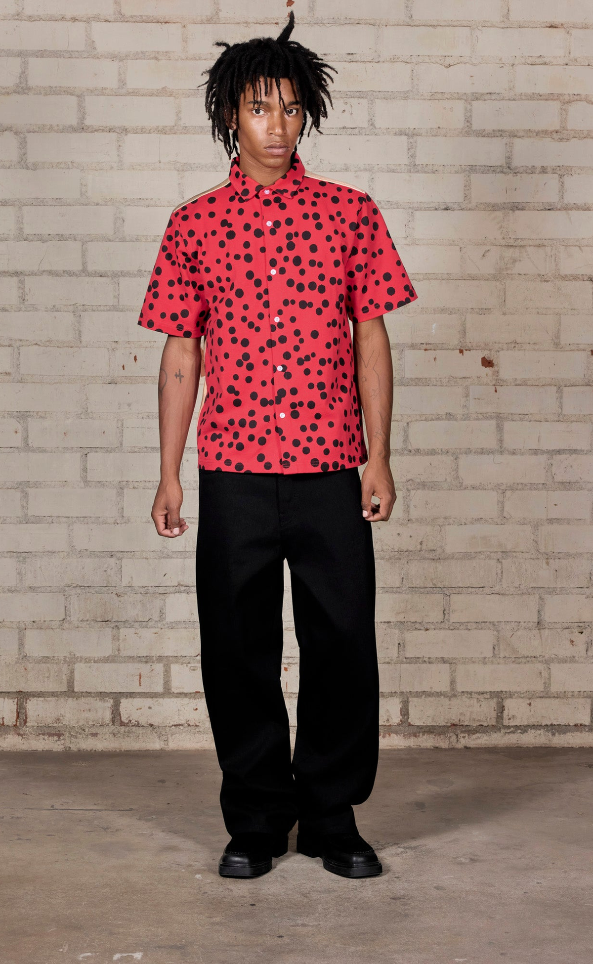 BUG EYE BUTTON UP RED SHIRT
