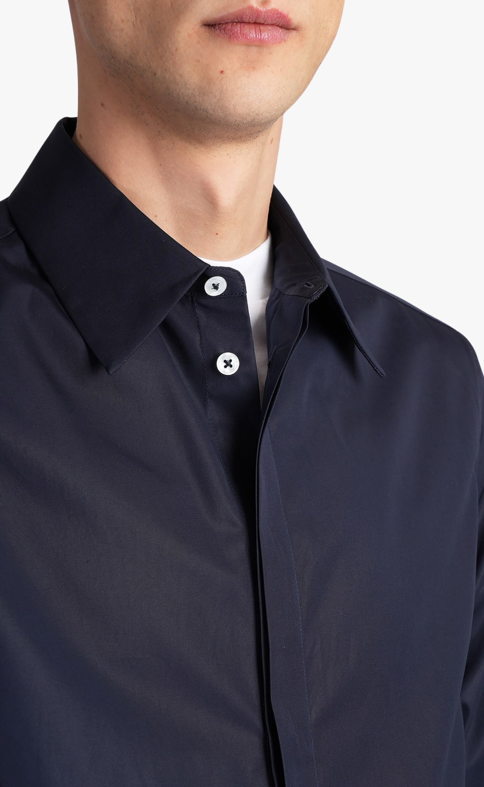 CONCEALED BUTTON DOWN OPTIC NAVY SHIRT