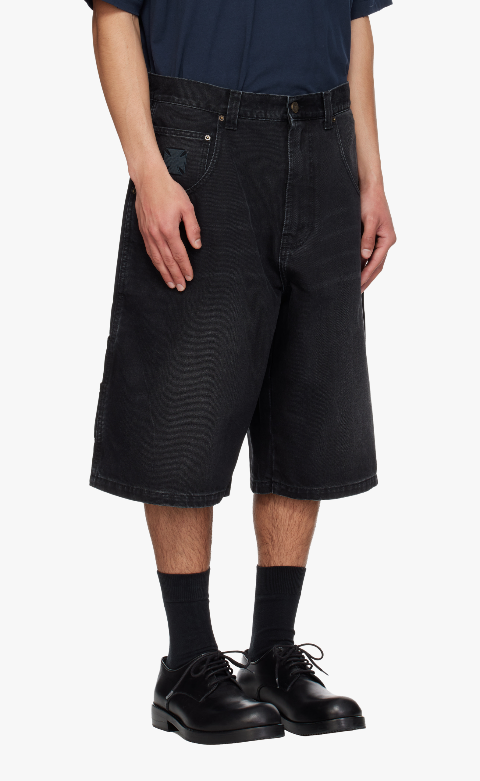 APLIQUE BIKER CROSS HIP-HOP WASHED BLACK SHORTS