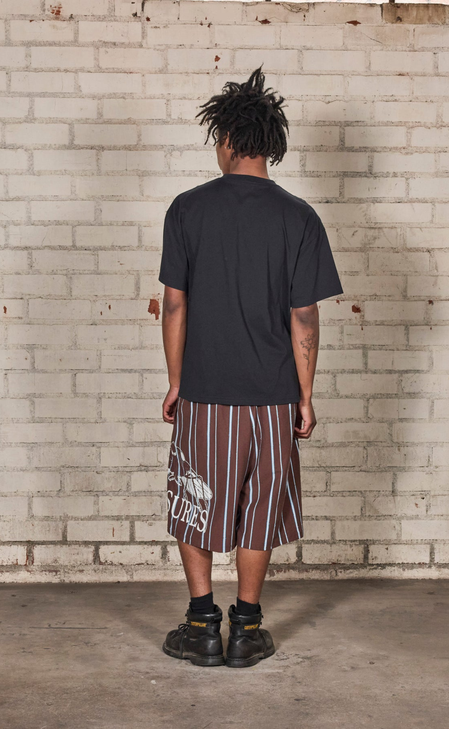 NAVIGATE BLACK T-SHIRT