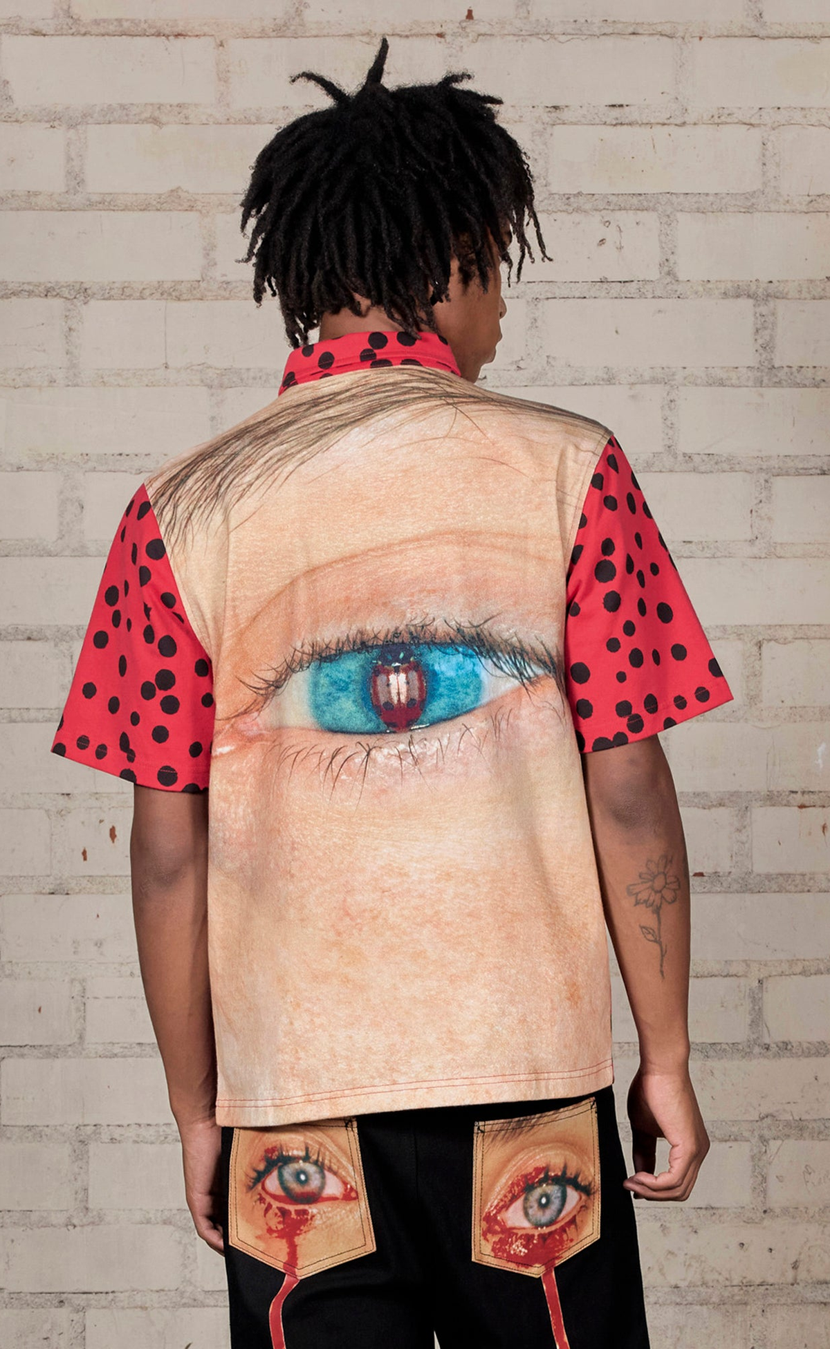 BUG EYE BUTTON UP RED SHIRT