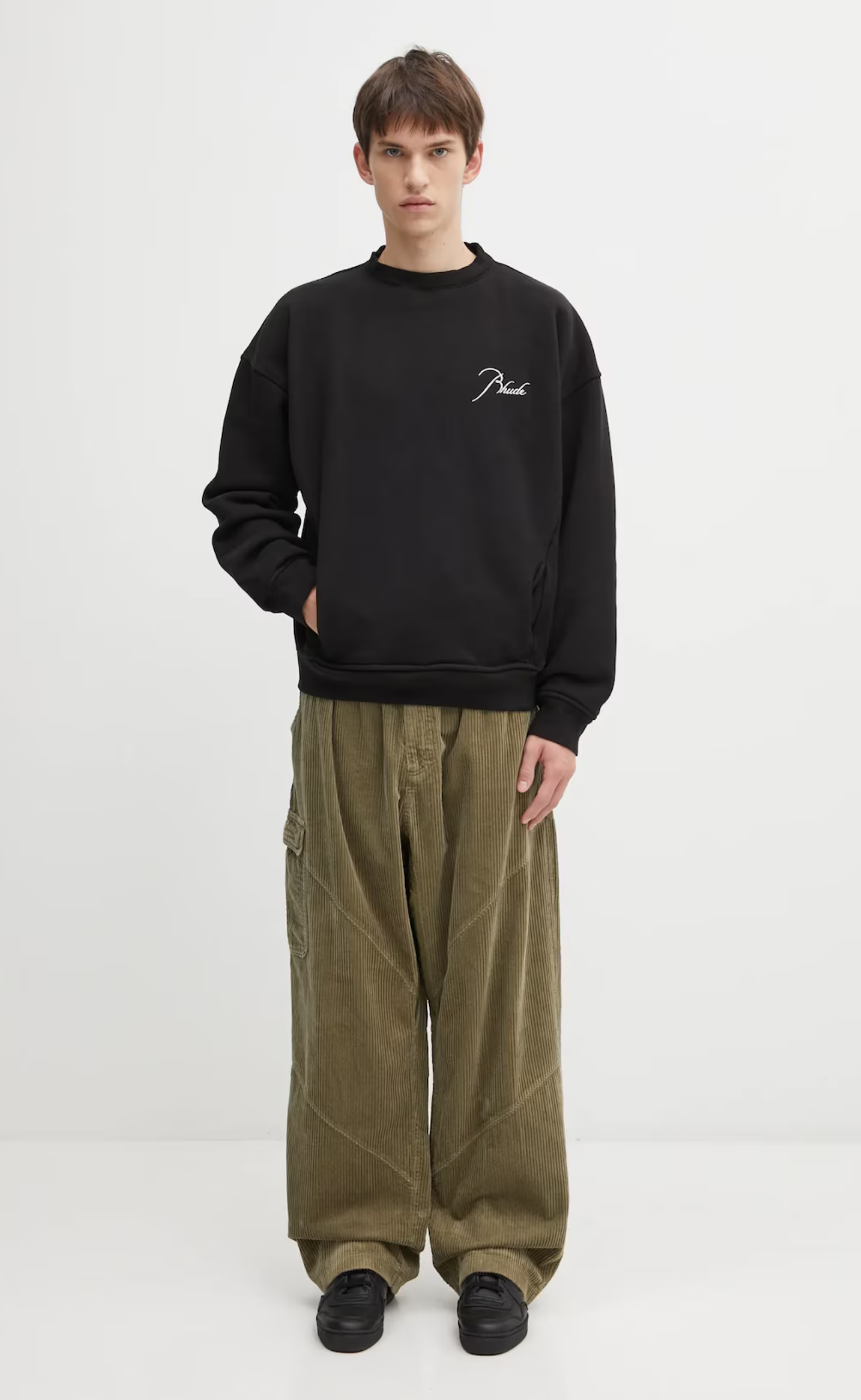 CLASSIQUE BLACK CREWNECK