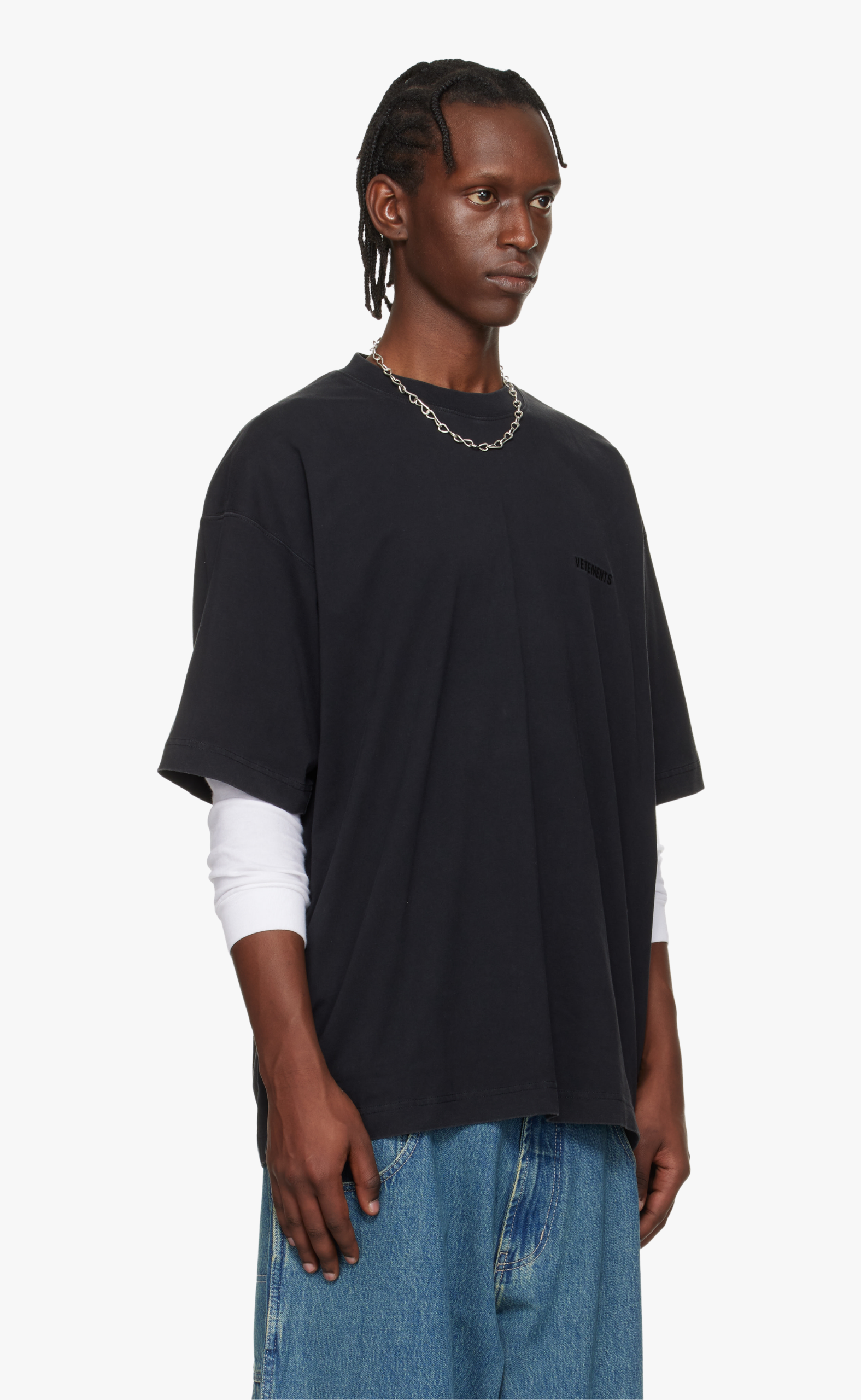 BLACK LOGO  BLACK T-SHIRT