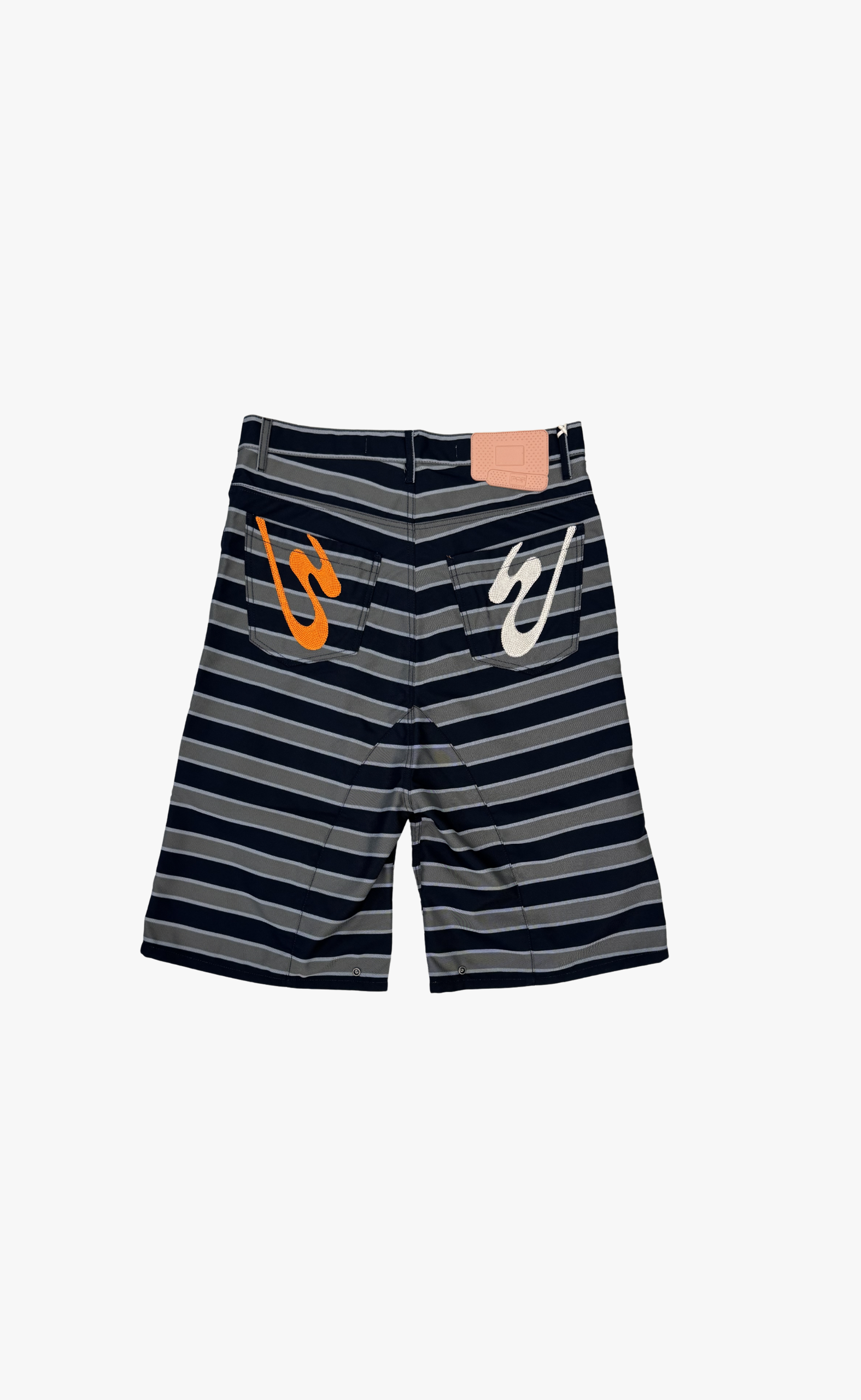 LOW RIDE BLACK GREY SHORTS
