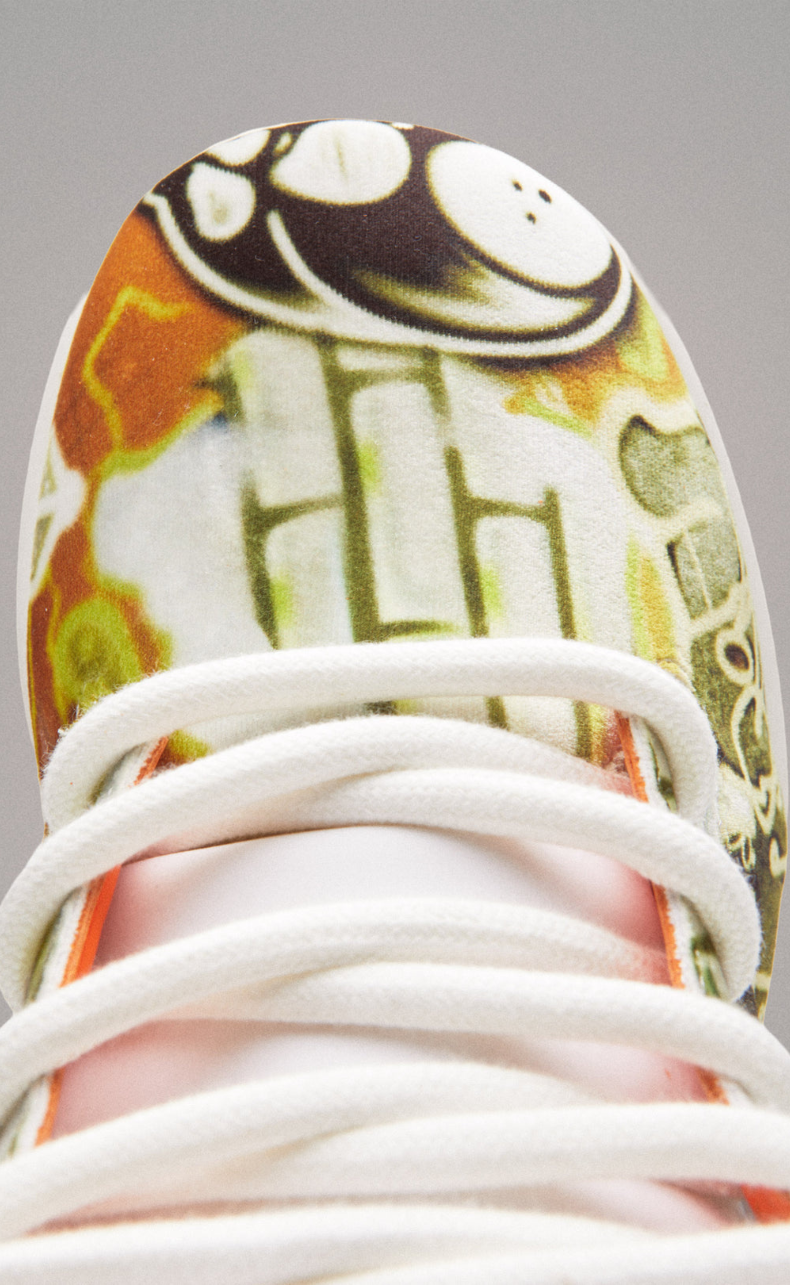 STRADA LOW GRAFFITI YELLOW BOOTS