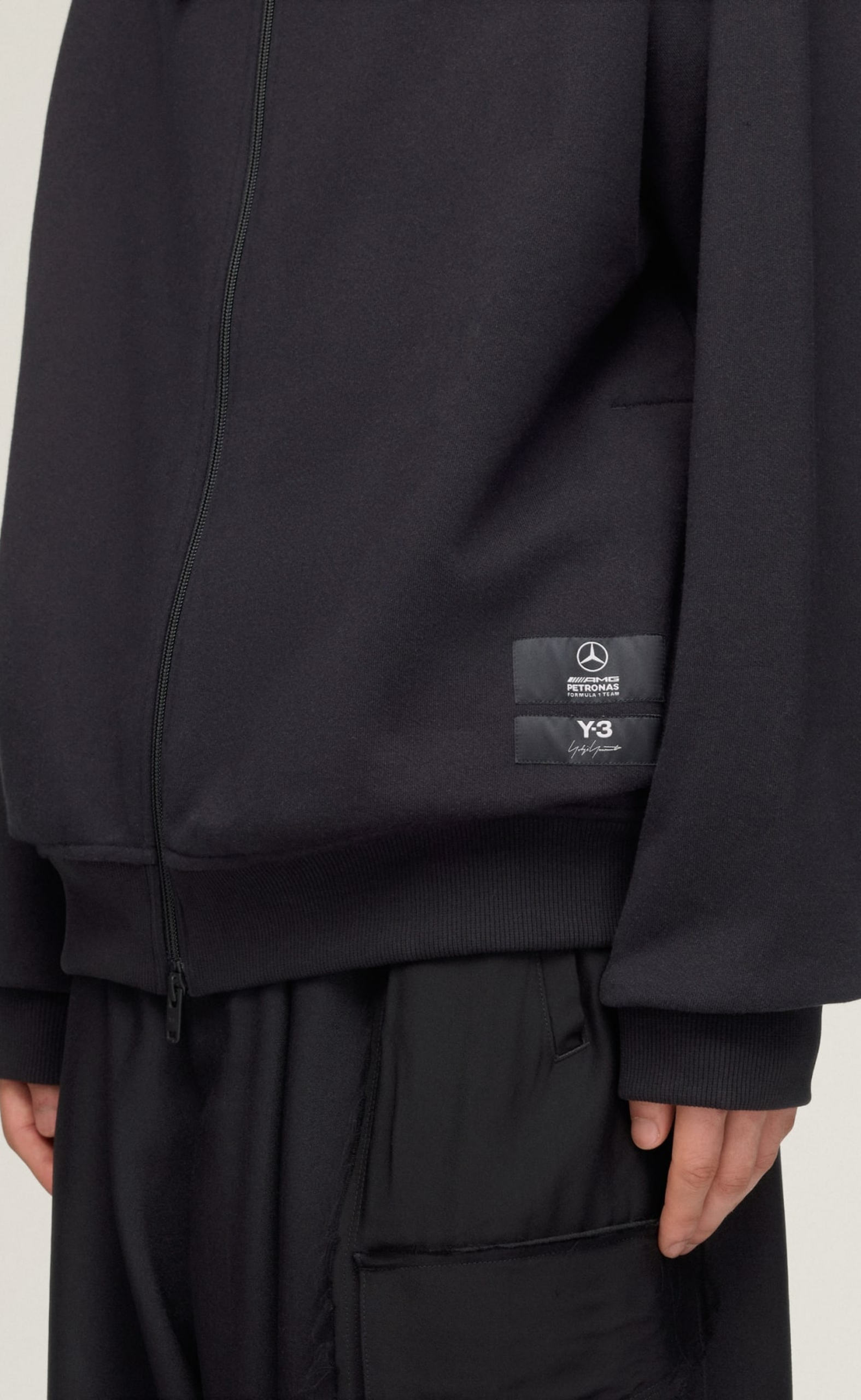 F1 MERCEDES BLACK ZIP HOODIE