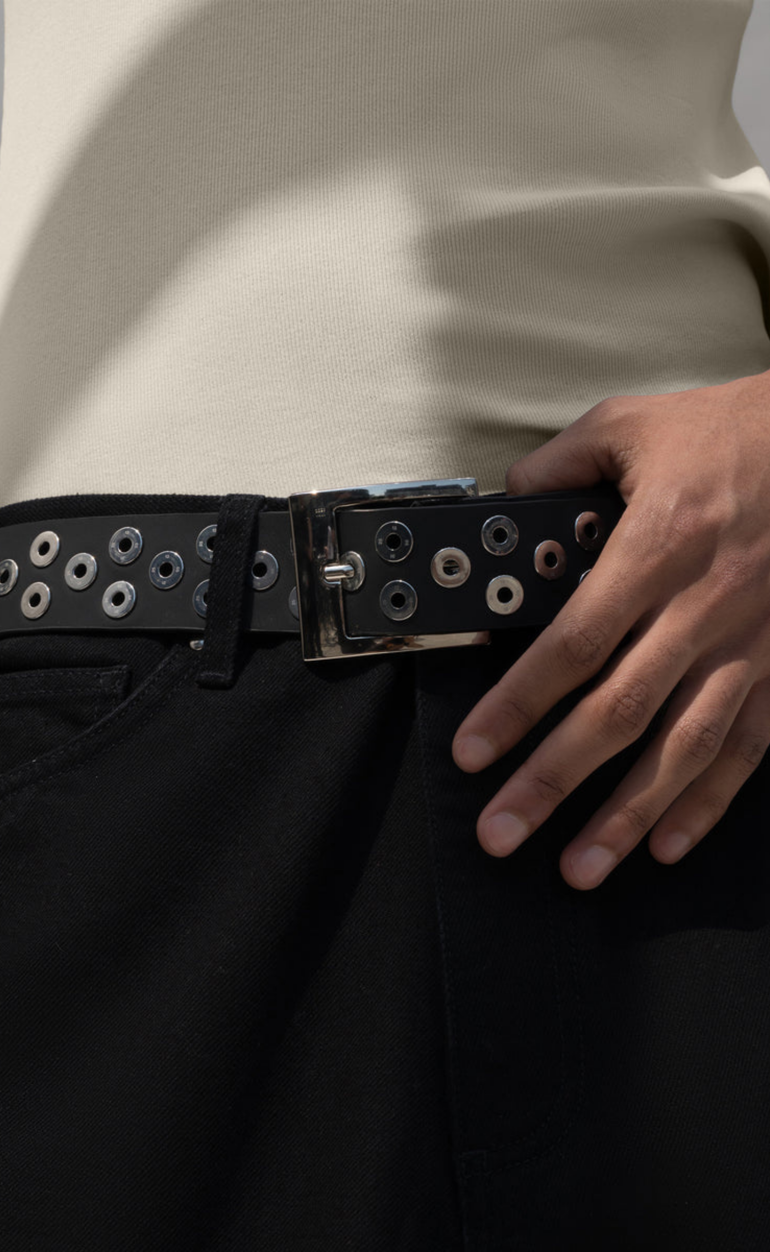 THYRA BLACK BELT